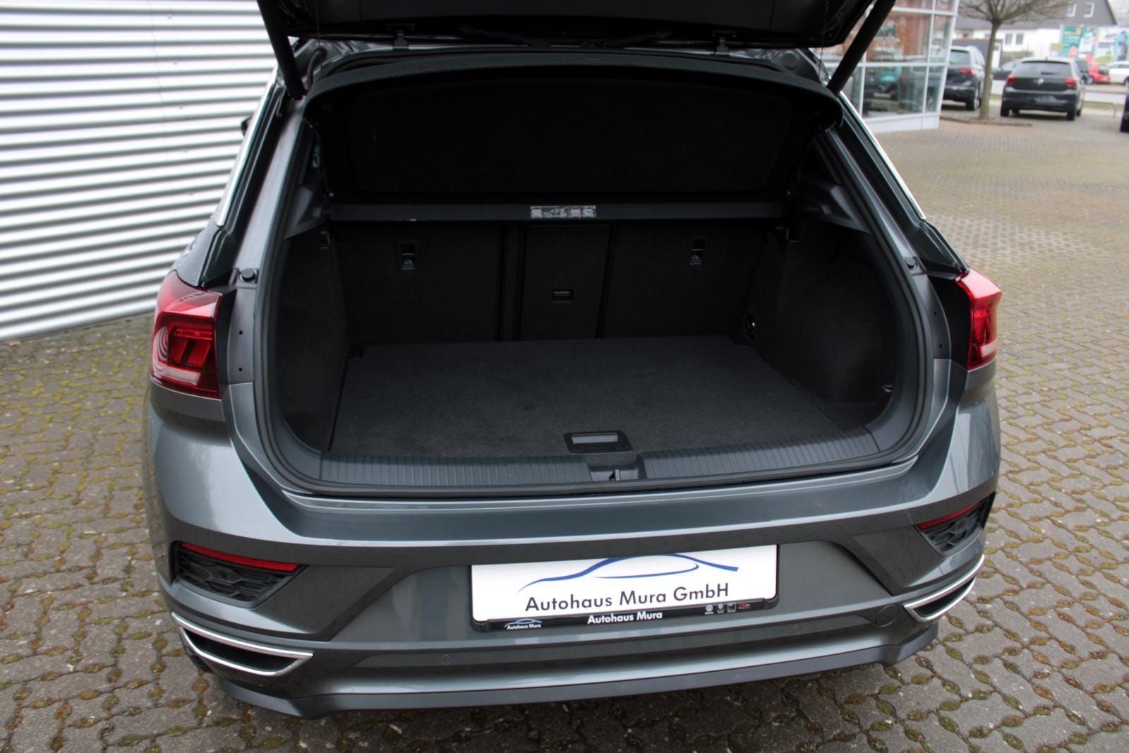 Volkswagen T-ROC 1.5TSI R-Line - Samsaru's Car Outlet