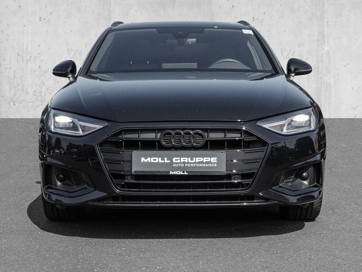 Audi A4 Avant 30 TDI s tronic Advanced - Samsaru's Car Outlet