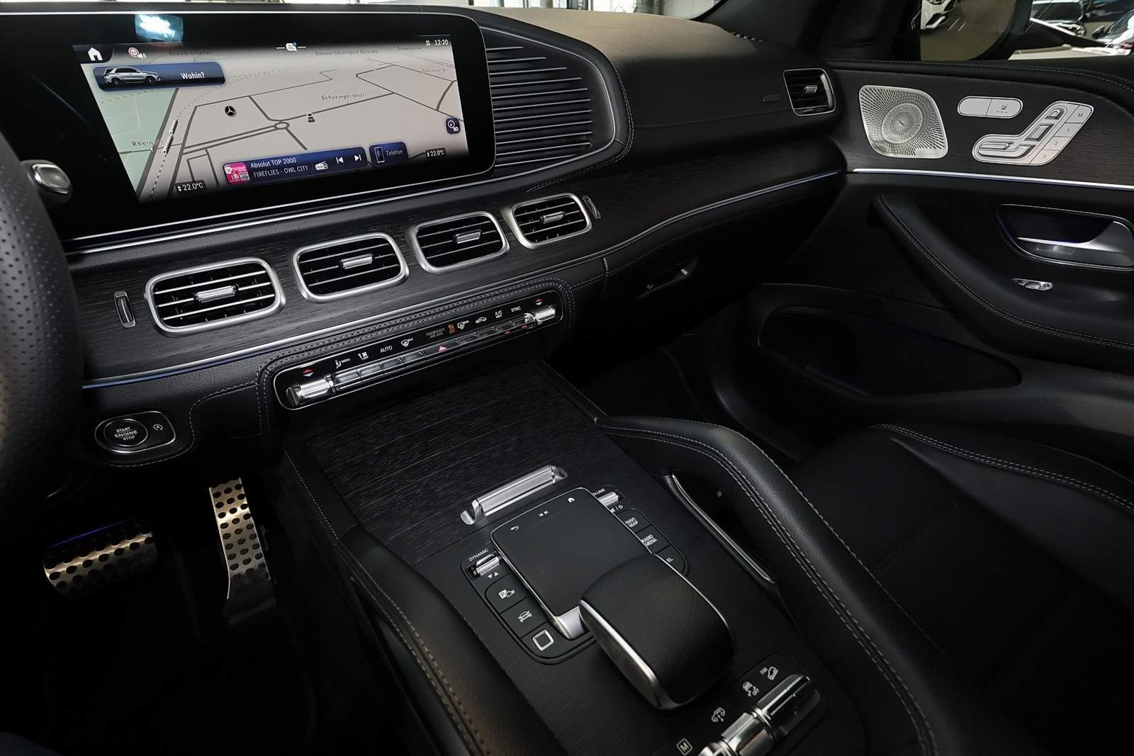 Mercedes-Benz GLE 450 d 4M AMG MBUX+360°+M-LED+Pano+AHK+Fahras