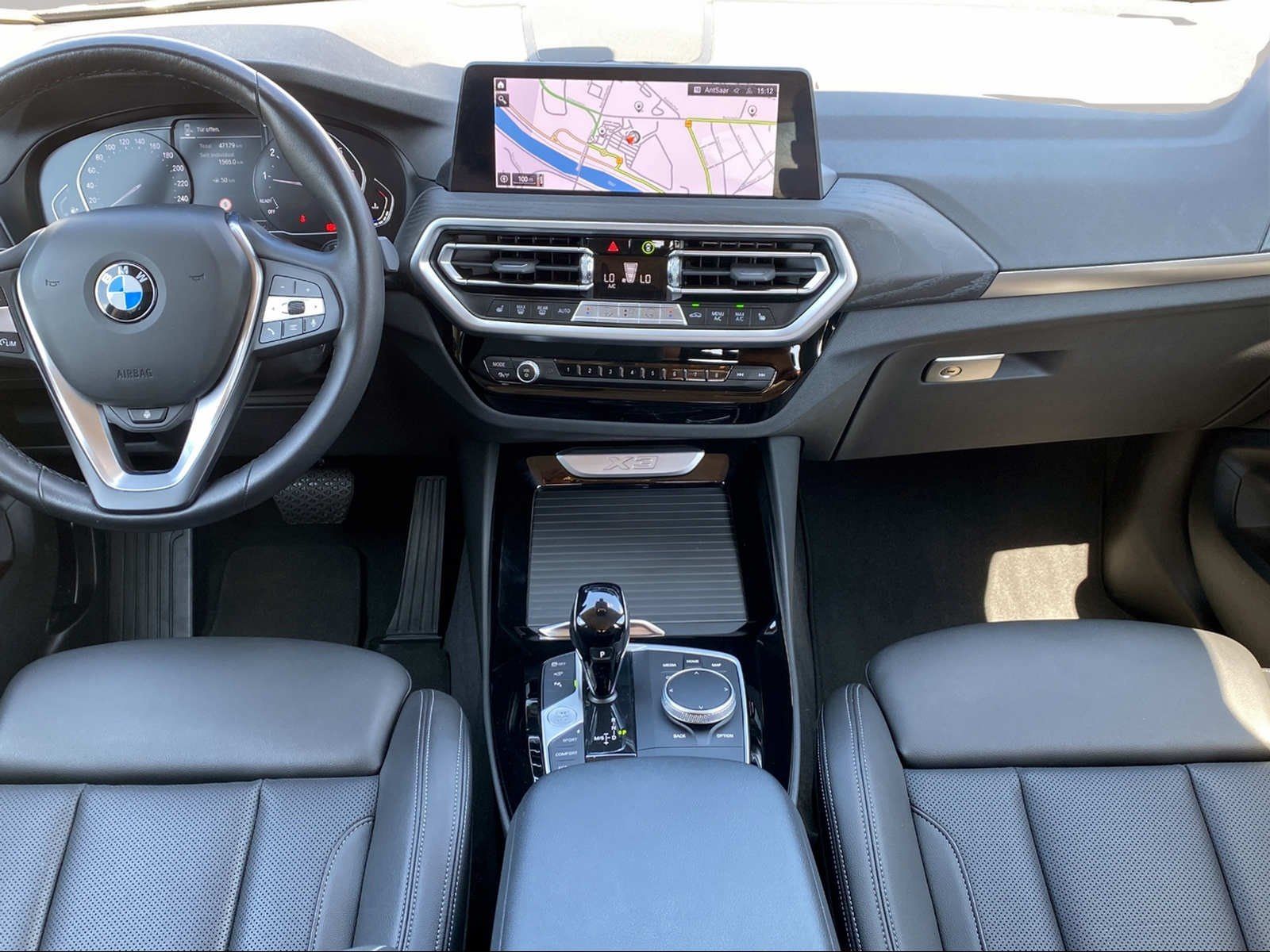 BMW X3 xDrive20i - Samsaru's Car Outlet