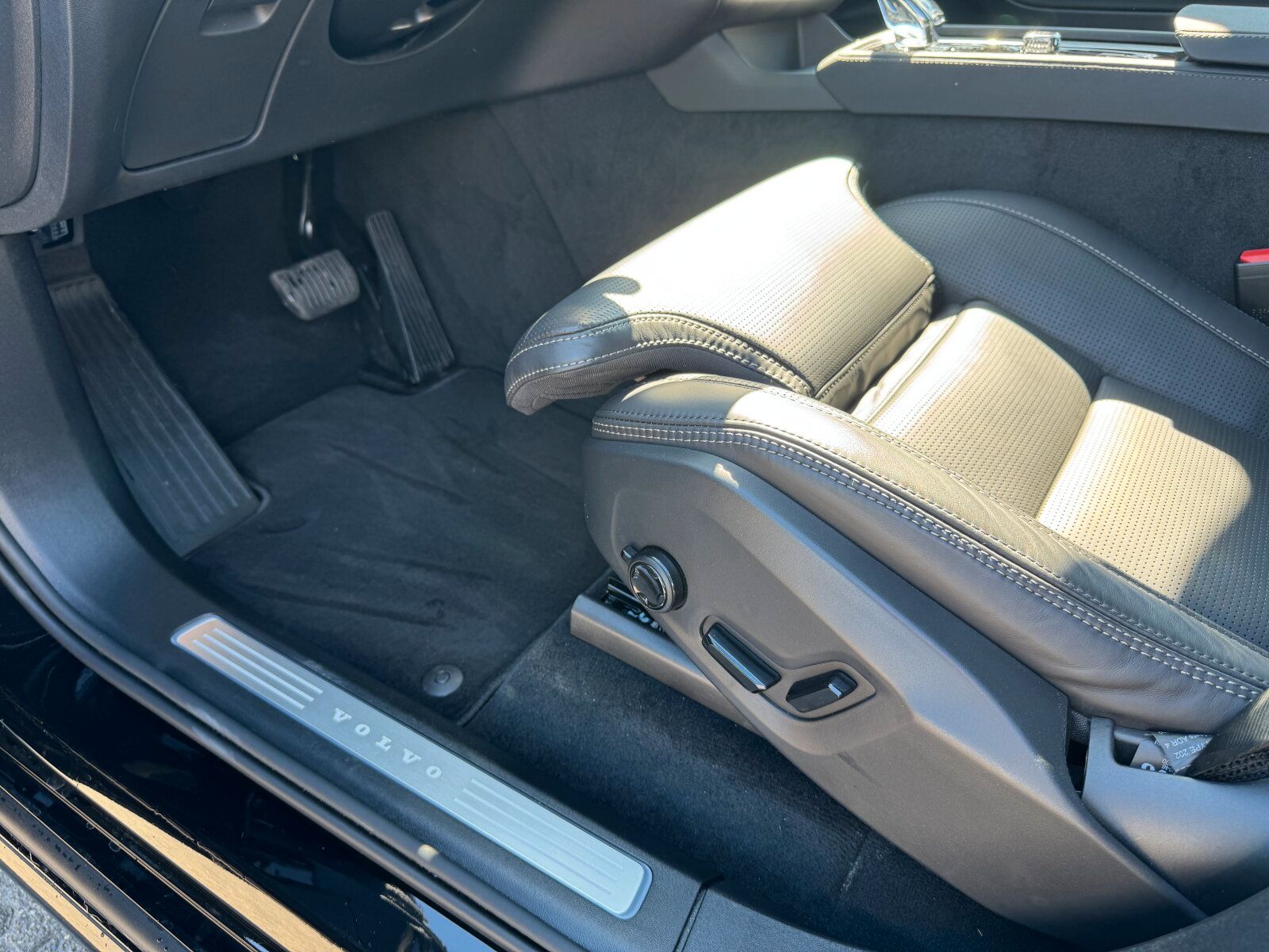 Volvo XC90 T8 Facelift Ultra Bright AHK|PANO|