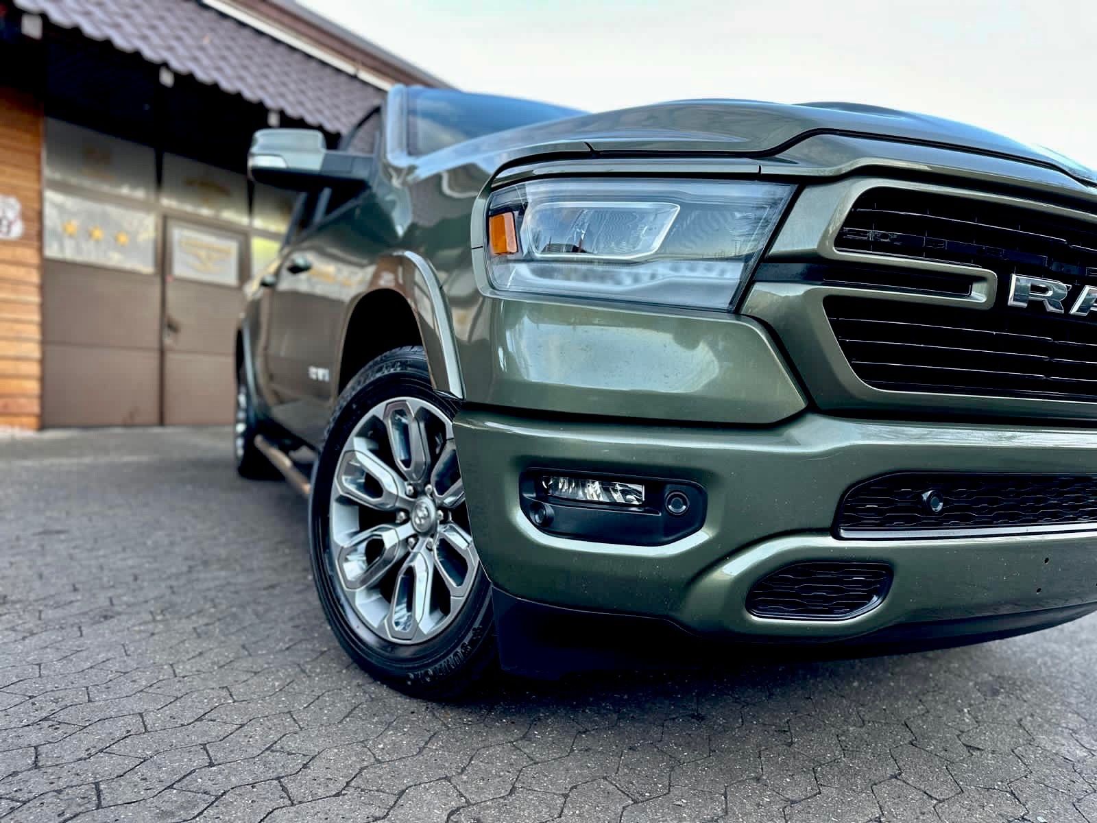 Dodge LARAMIE*5.7*LPG*AHK*NAVI*PDC*RAMBOX*GARANTIE*