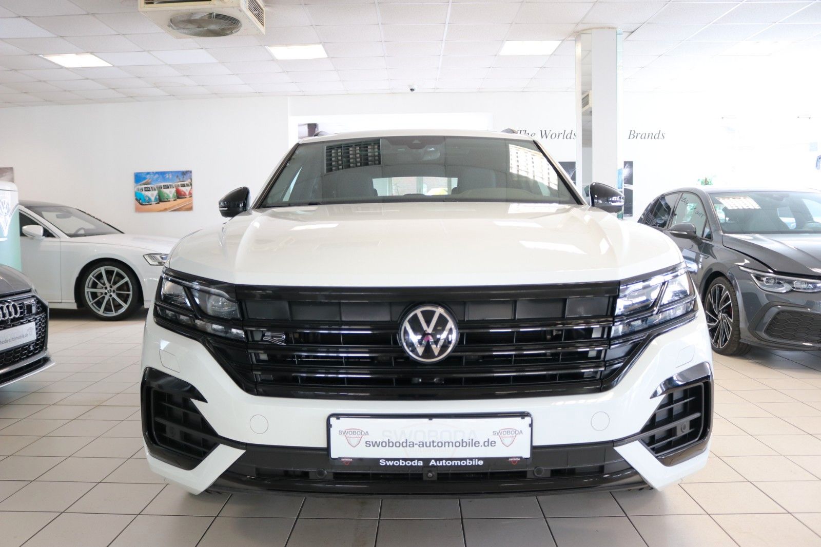 Volkswagen Touareg R-Line Luft AHK Matrix Pano 360° STHZ