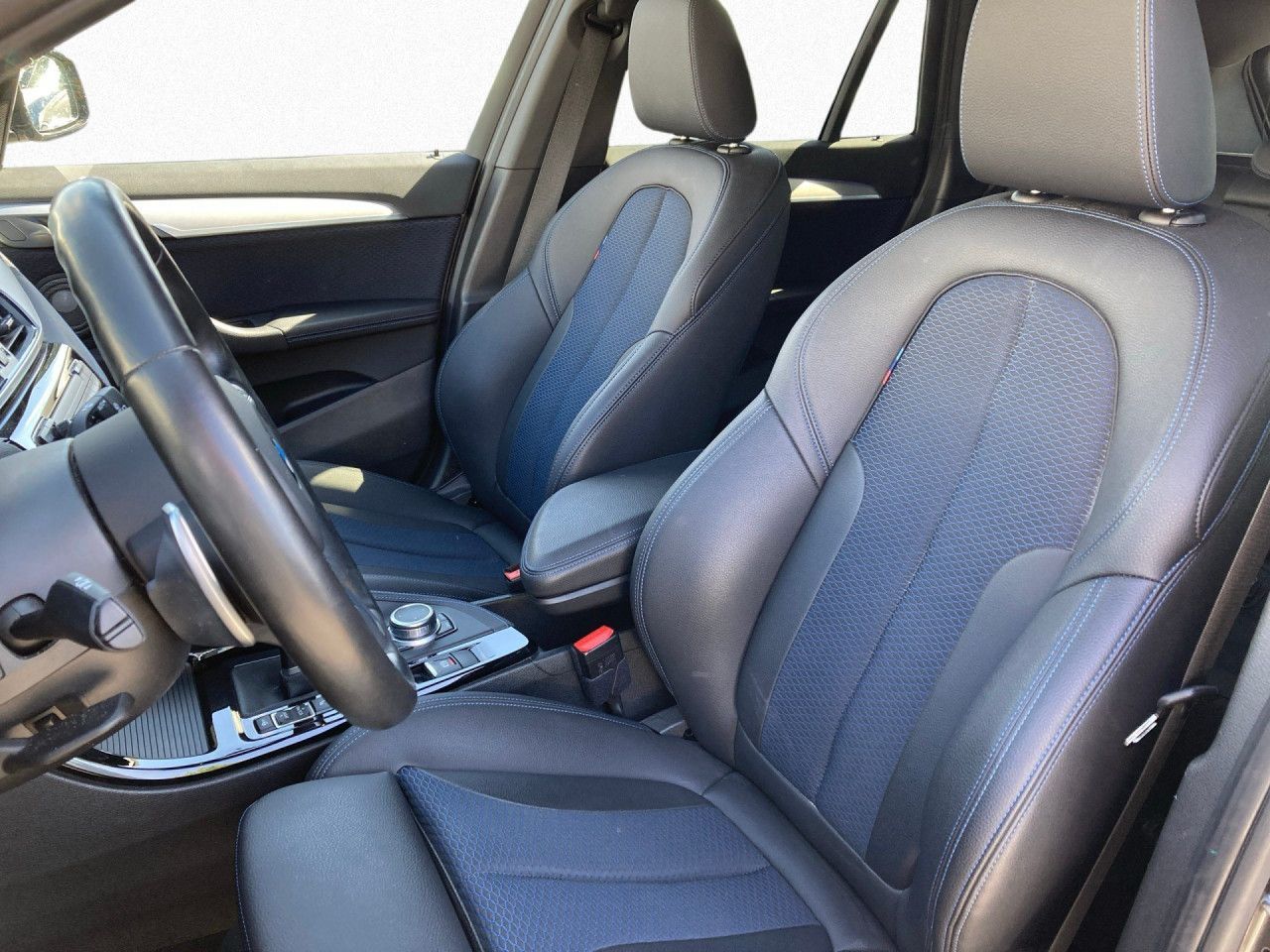 BMW X1 xDrive25i M SPORT - Samsaru's Car Outlet
