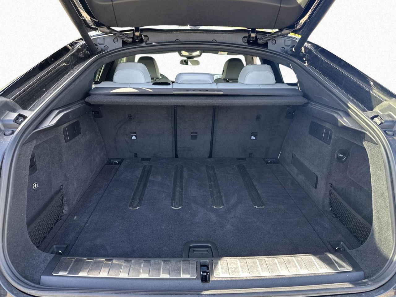 BMW X6 xDr 30d M SPORT PRO SoftCl,AHK,Pano,H/K,DAPro