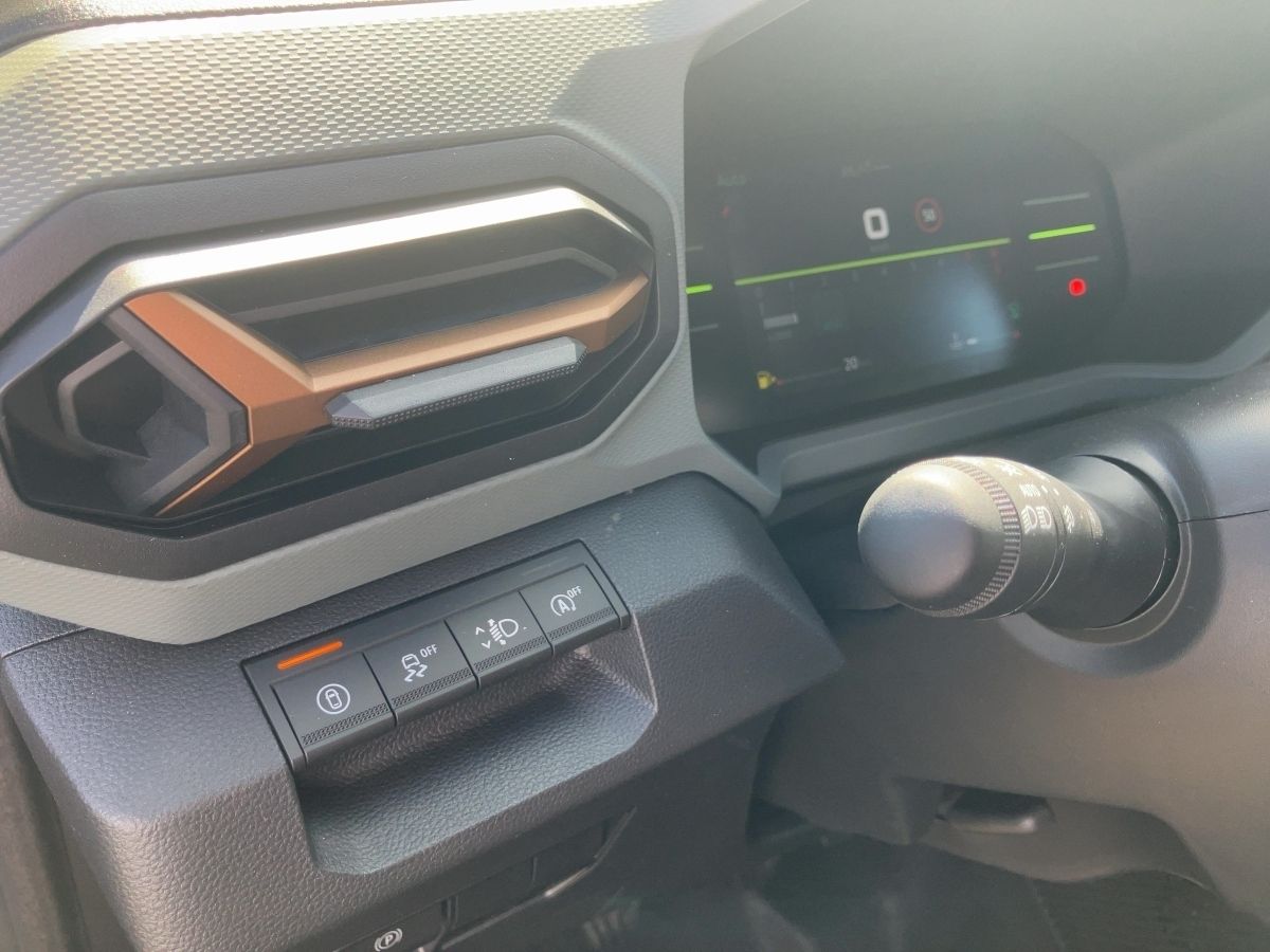 Dacia Duster Extreme TCe 130 4x4 - Samsaru's Car Outlet