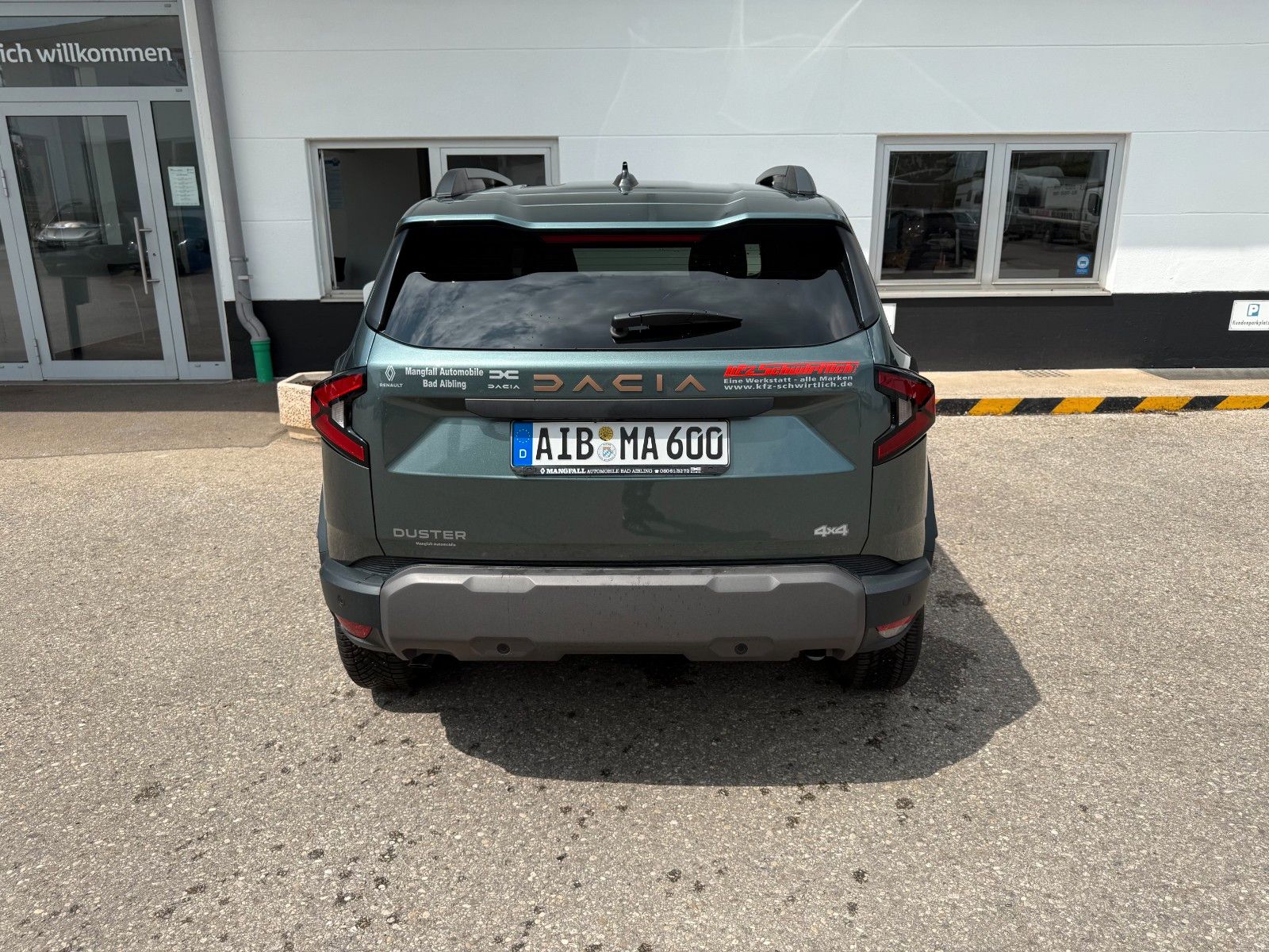 Dacia Duster TCe 130 Extreme 4x4 - Samsaru's Car Outlet
