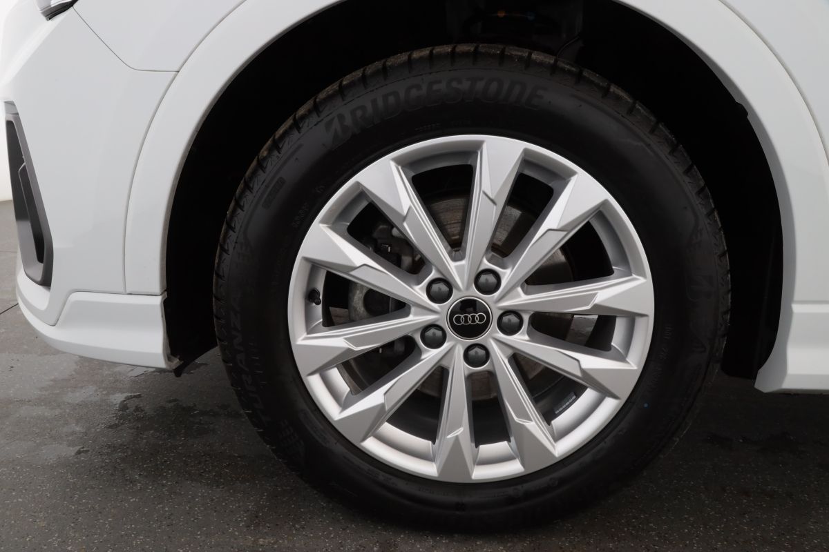 Audi Q3 35 TDI quattro S tronic S line - Samsaru's Car Outlet
