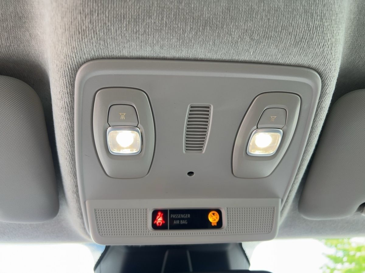 Renault ZOE INTENS R135 - Samsaru's Car Outlet