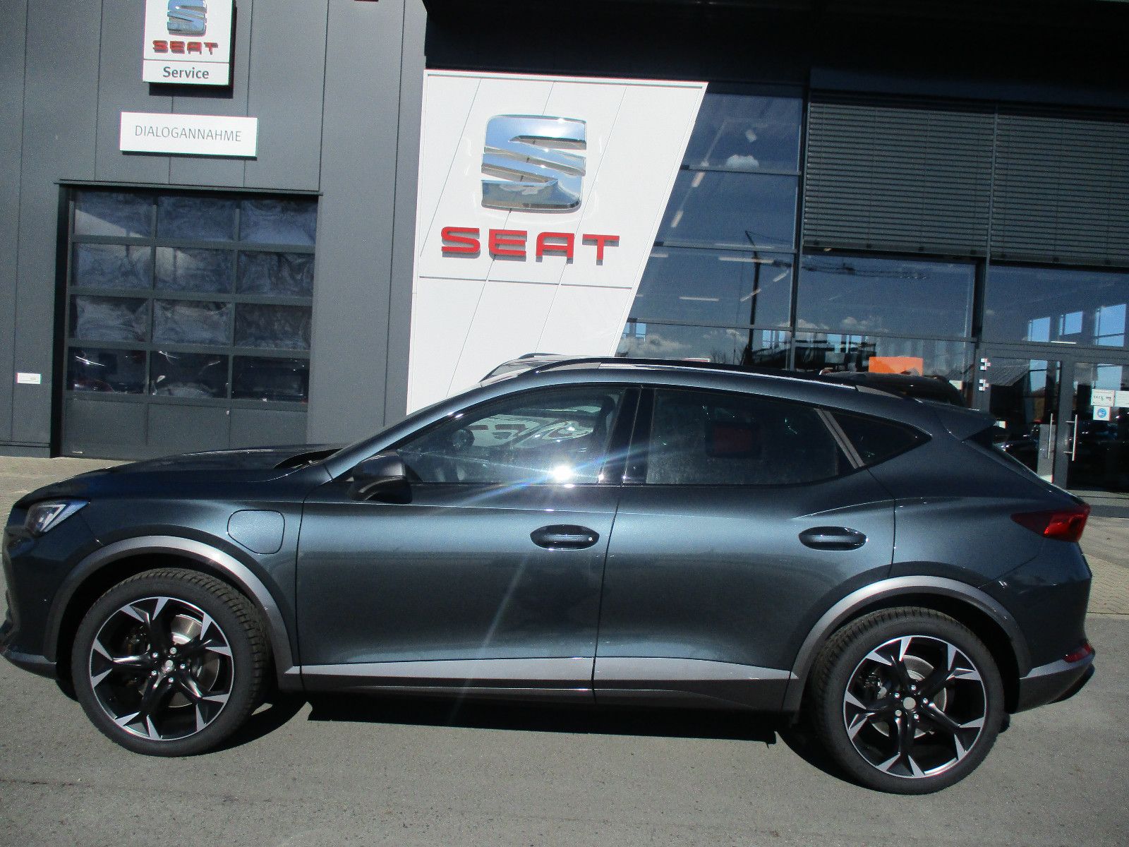 Cupra Formentor VZ 1,4 DSG e-Hybrid *AHK*PanoDach*