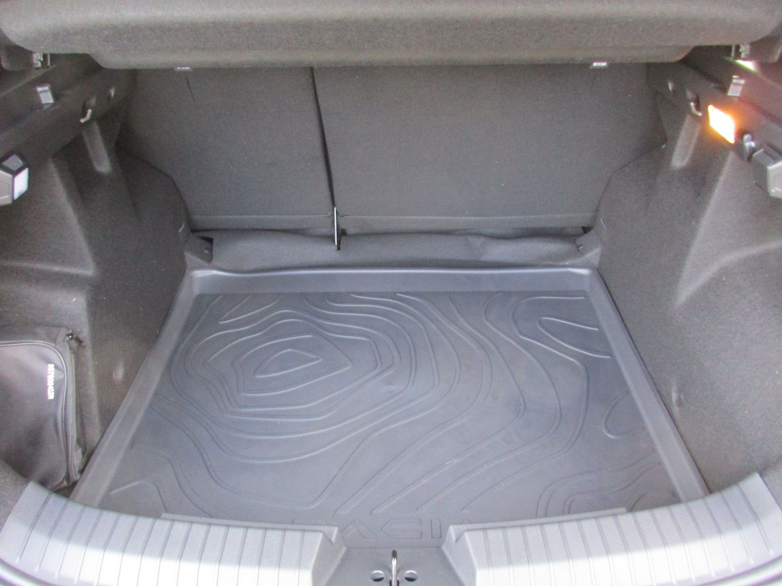 Dacia Duster III TCe 130 Extreme 4x4 - Samsaru's Car Outlet