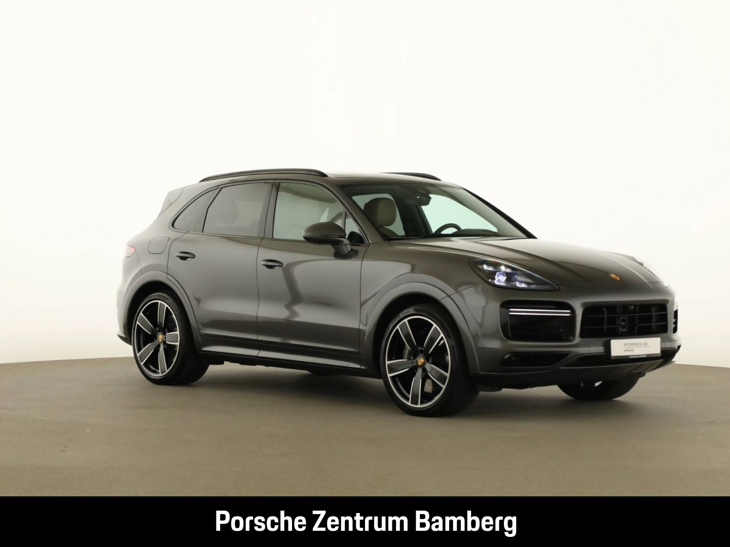 Porsche Cayenne Turbo/ Head-Up/ InnoDrive/ Massage/ Spor