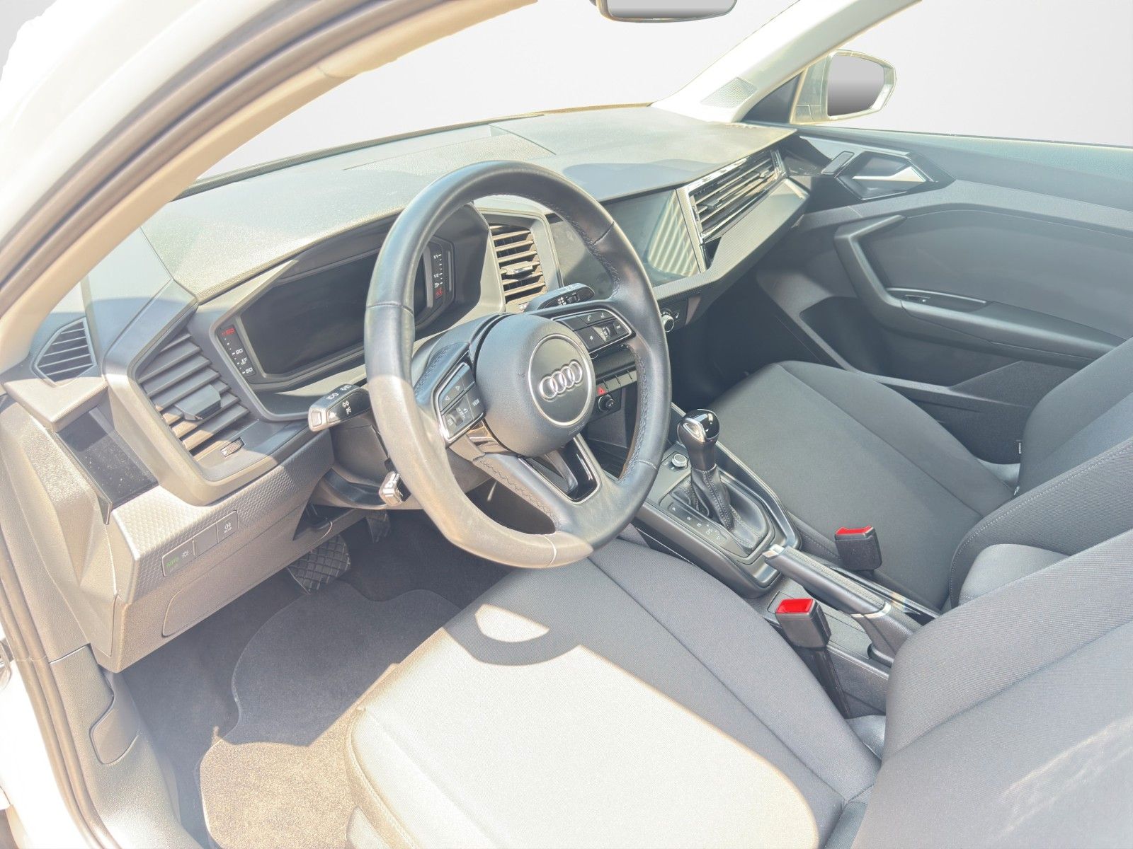 Audi A1 Sportback 30 TFSI - Samsaru's Car Outlet