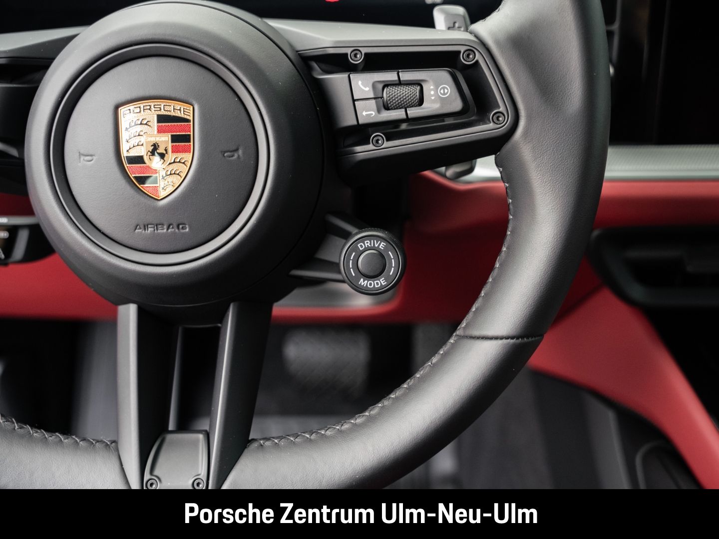 Porsche Cayenne Hinterachslenkung InnoDrive Head-Up