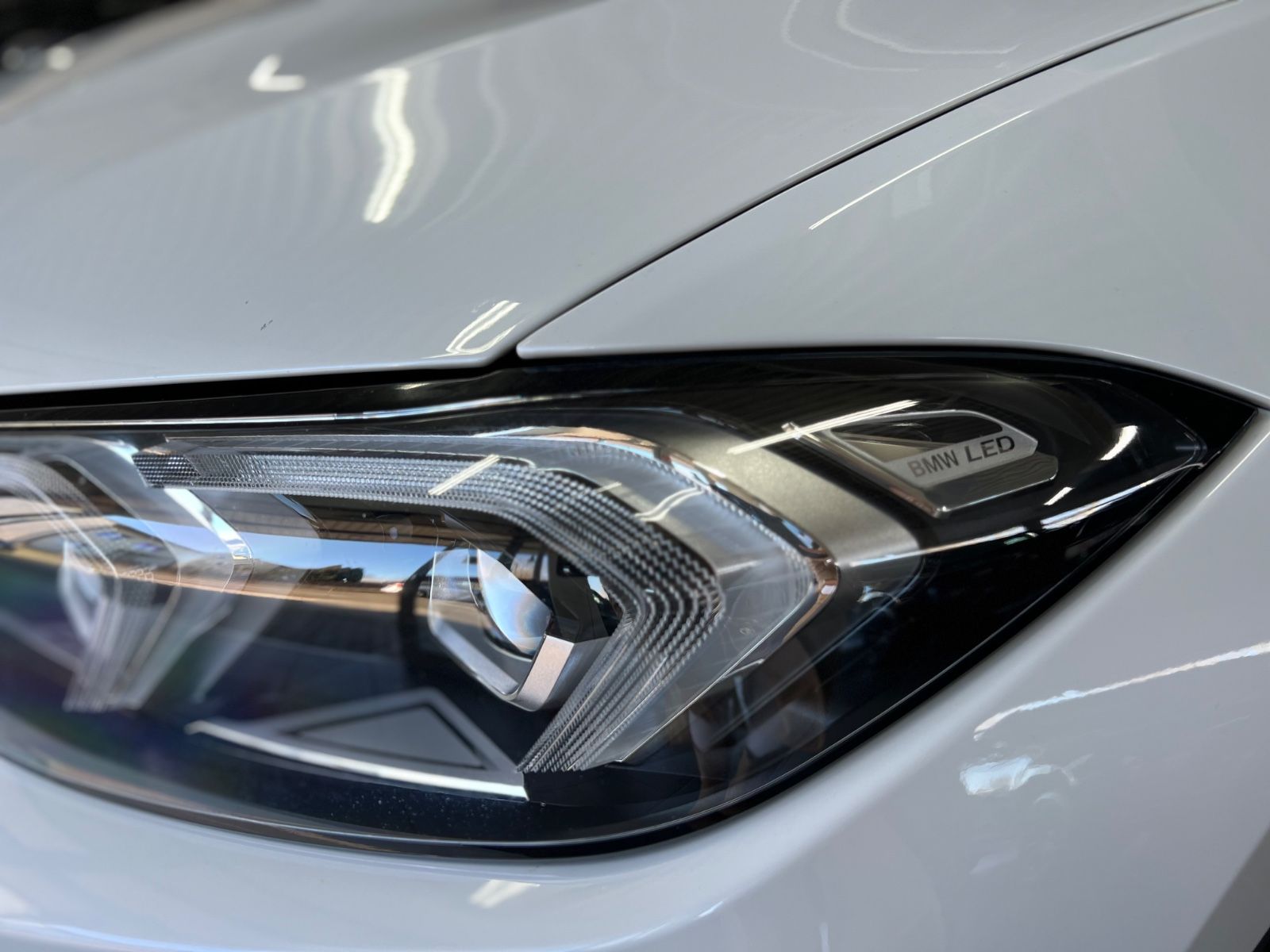 BMW 320 d xDrive Limousine Driving Assist+LED+CURVED
