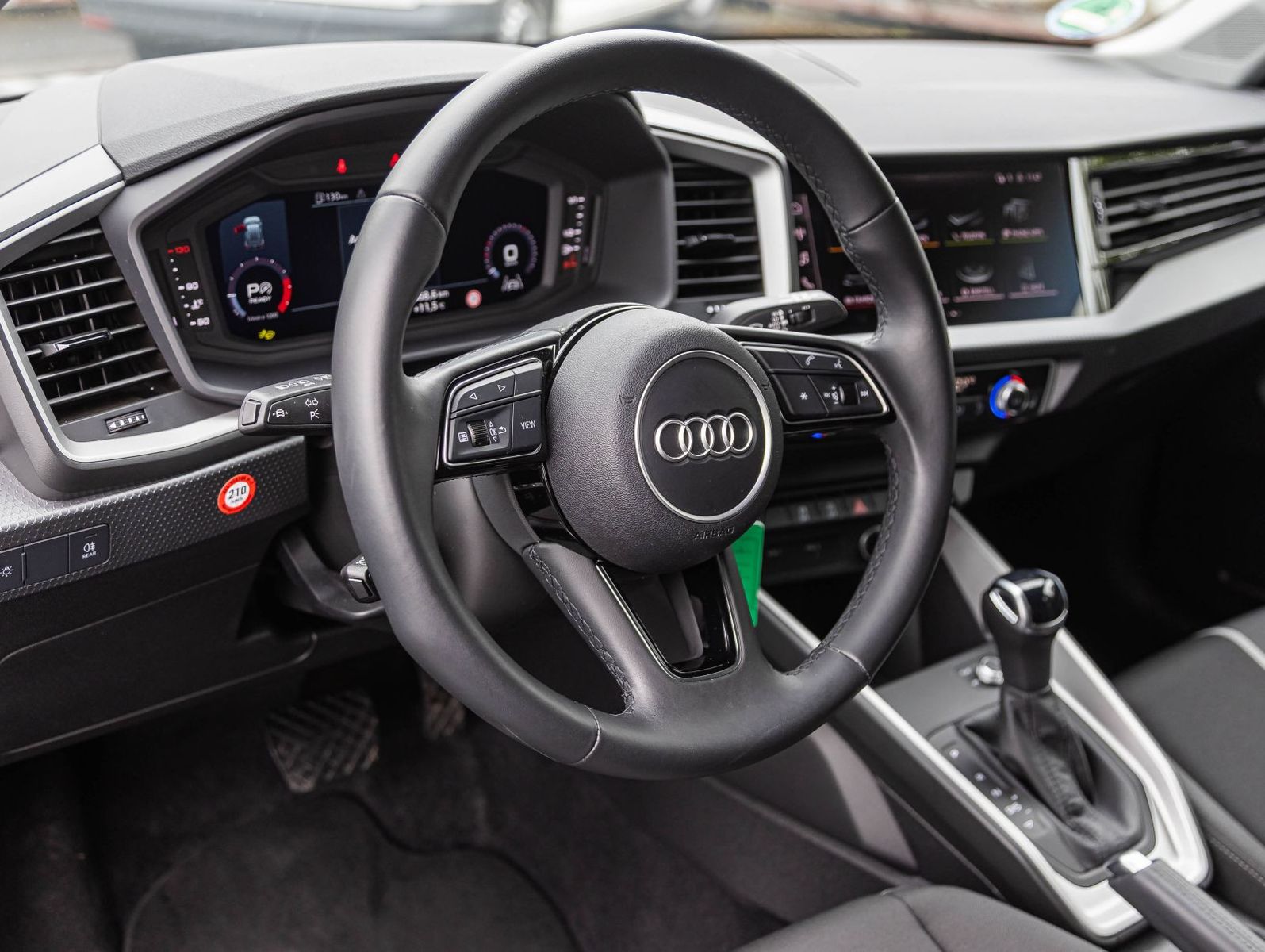 Audi A1 Sportback 25 TFSI Stronic - Samsaru's Car Outlet