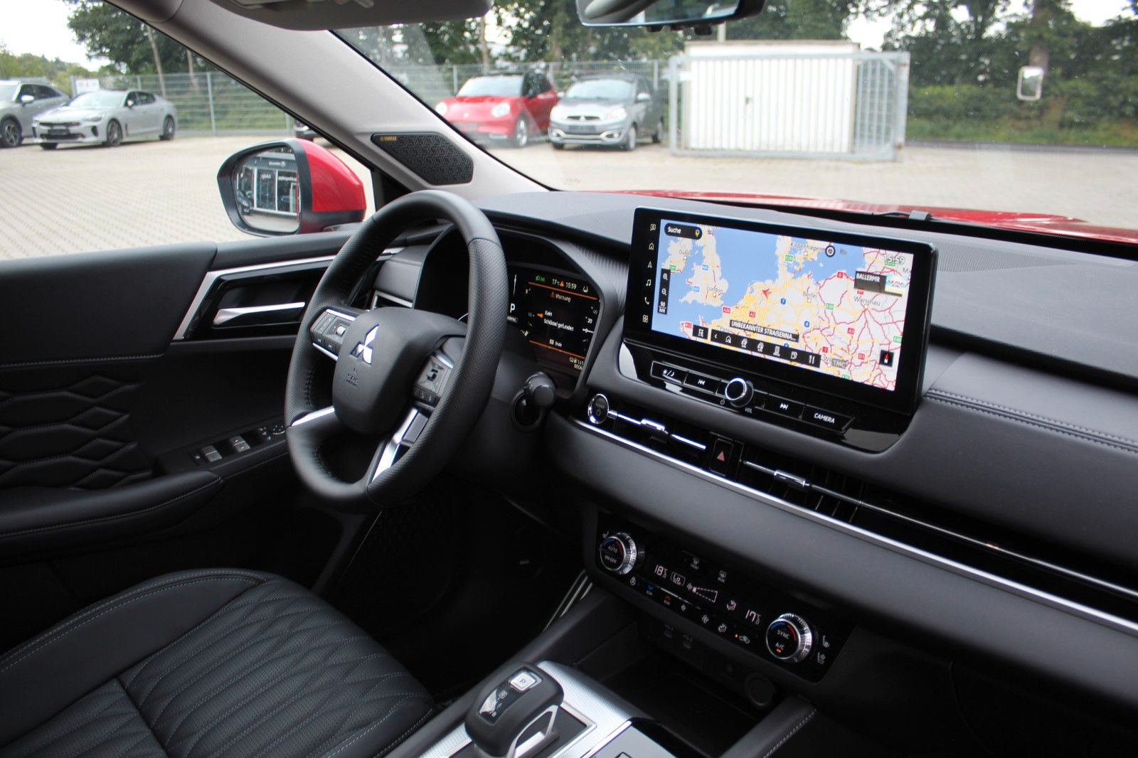 Mitsubishi Plug-in Hybrid Outlander Plug-in Hybrid TOP