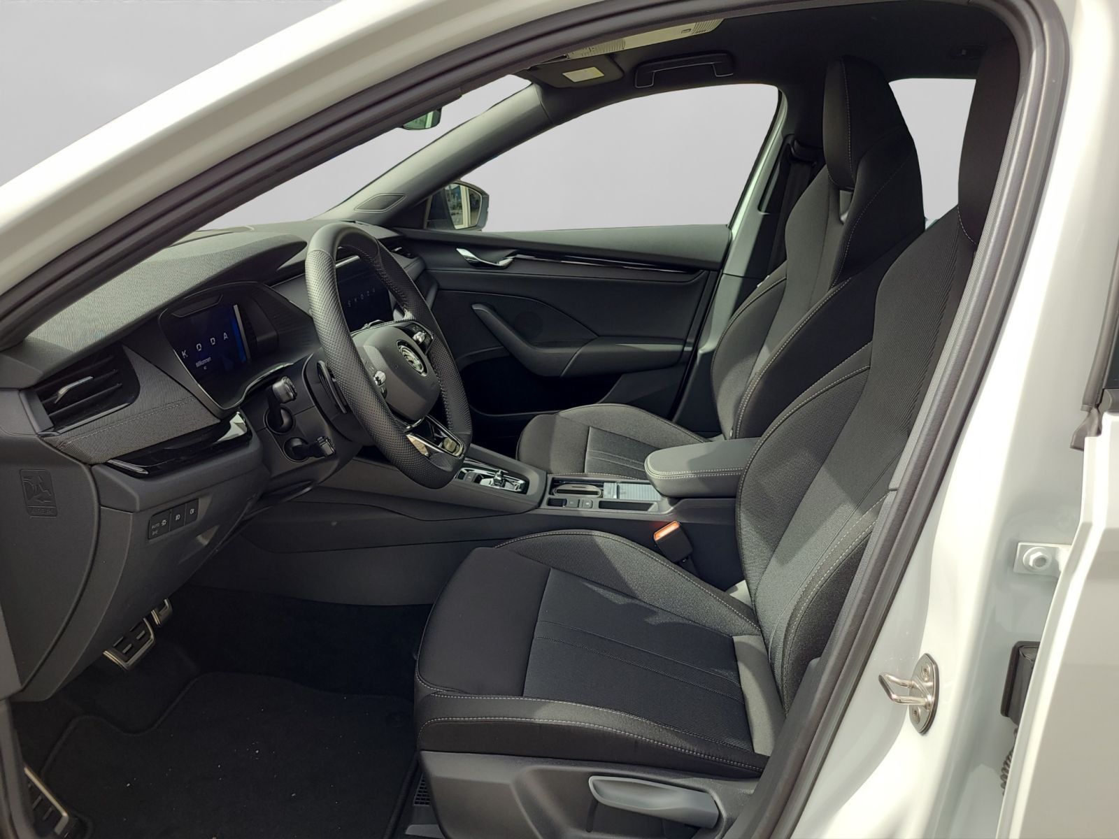 Skoda Octavia Combi 1.5 TSI - Samsaru's Car Outlet