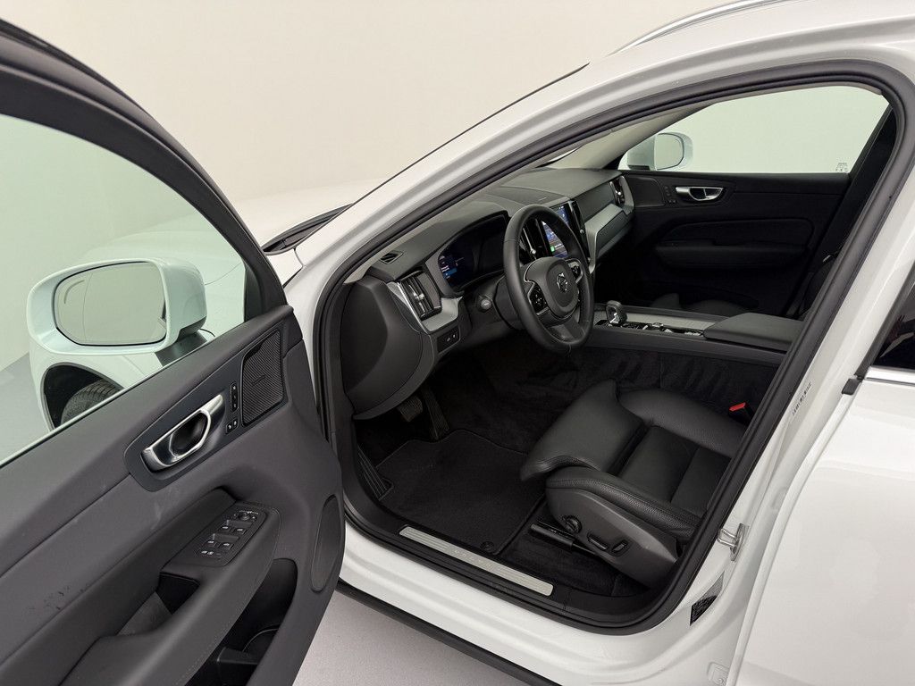 Volvo XC60 T6 Plus Bright Recharge Plug-In Hybrid AWD