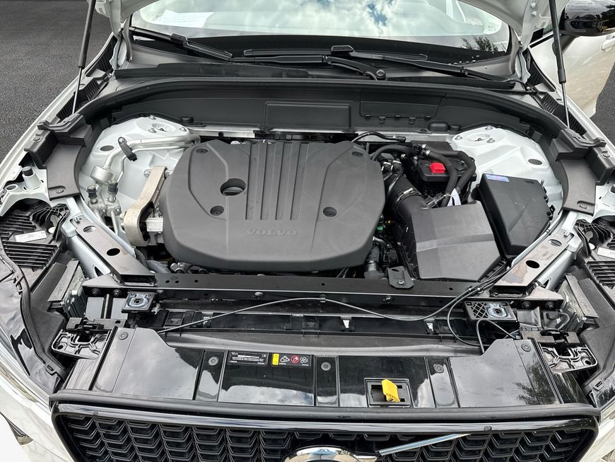 Volvo XC60 B5 B AWD Plus Dark