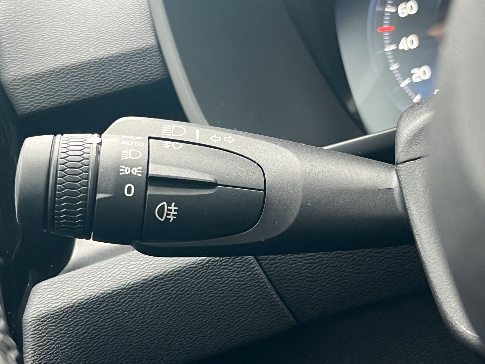 Volvo XC40 T4 Ultimate Dark AHK|PANO|CONNECT|LED|