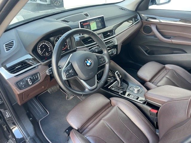 BMW X1 xDrive 20dA Sport Line - Samsaru's Car Outlet