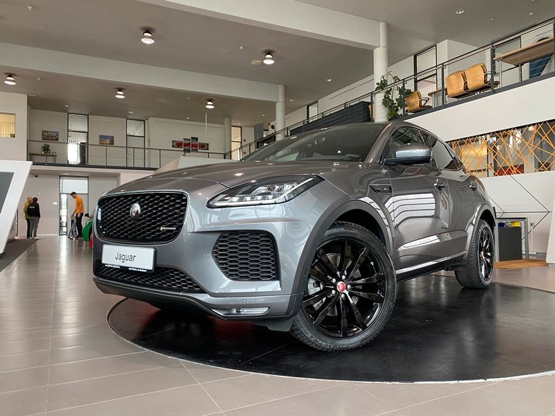 Jaguar E-Pace P250 AWD R-Dynamic SE Black Navi Pano ACC