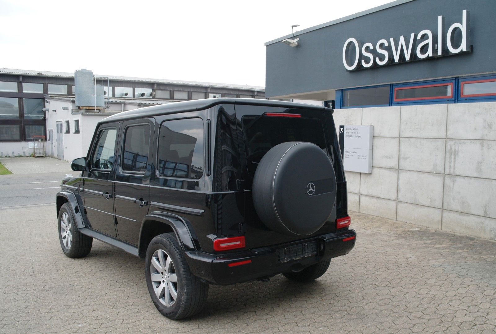 Mercedes-Benz G 350 d - Samsaru's Car Outlet