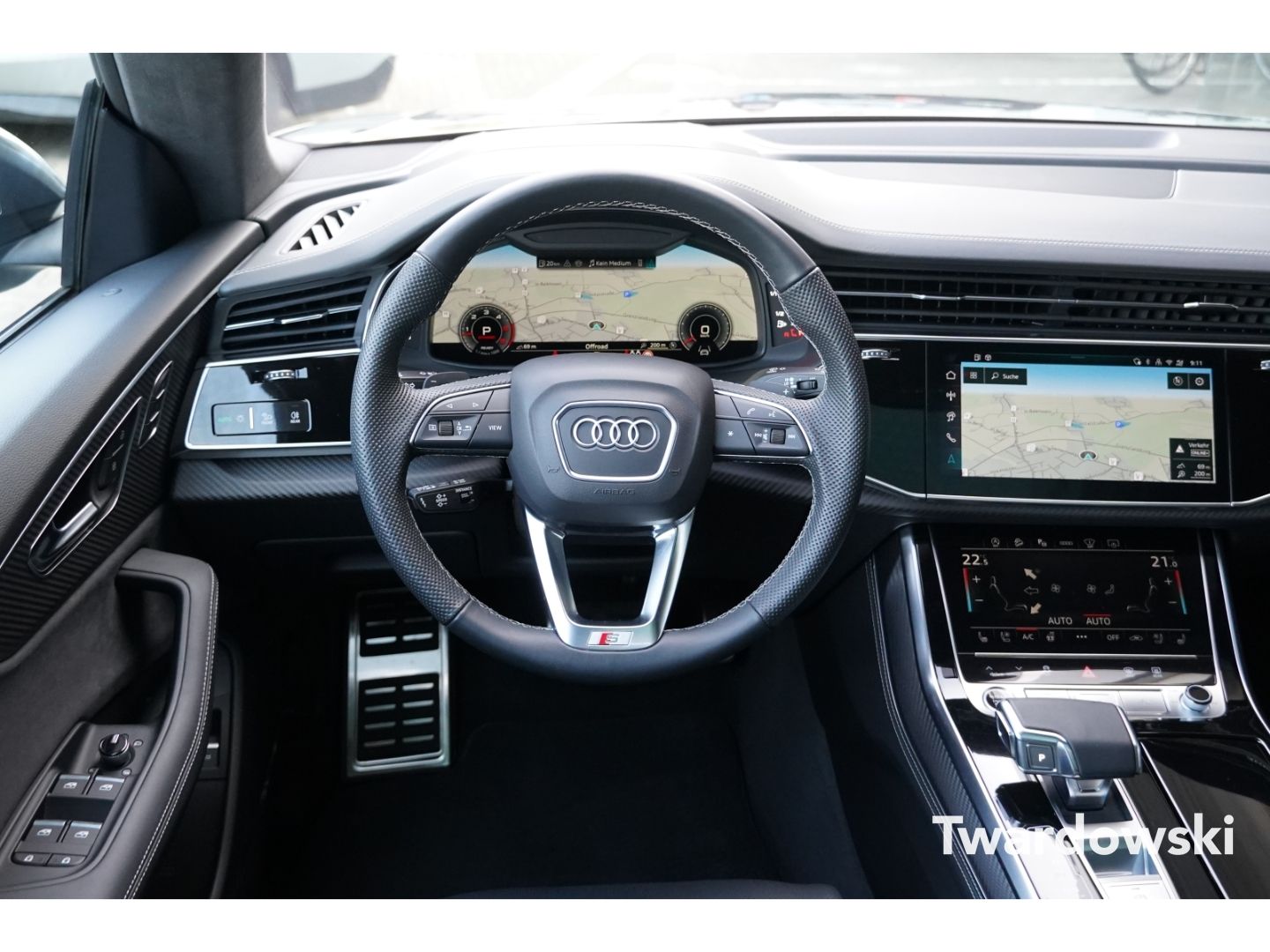 Audi Q8 50 TDI S line Pano Hud Matrix 23'' B&O AHK 36