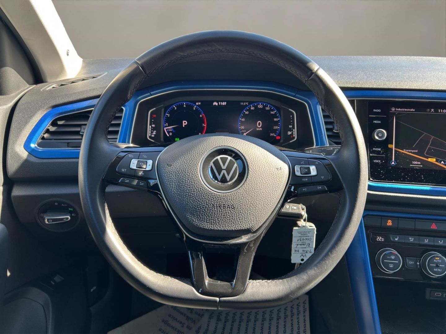 Volkswagen T-Roc Style 1.5 TSI DSG - Samsaru's Car Outlet