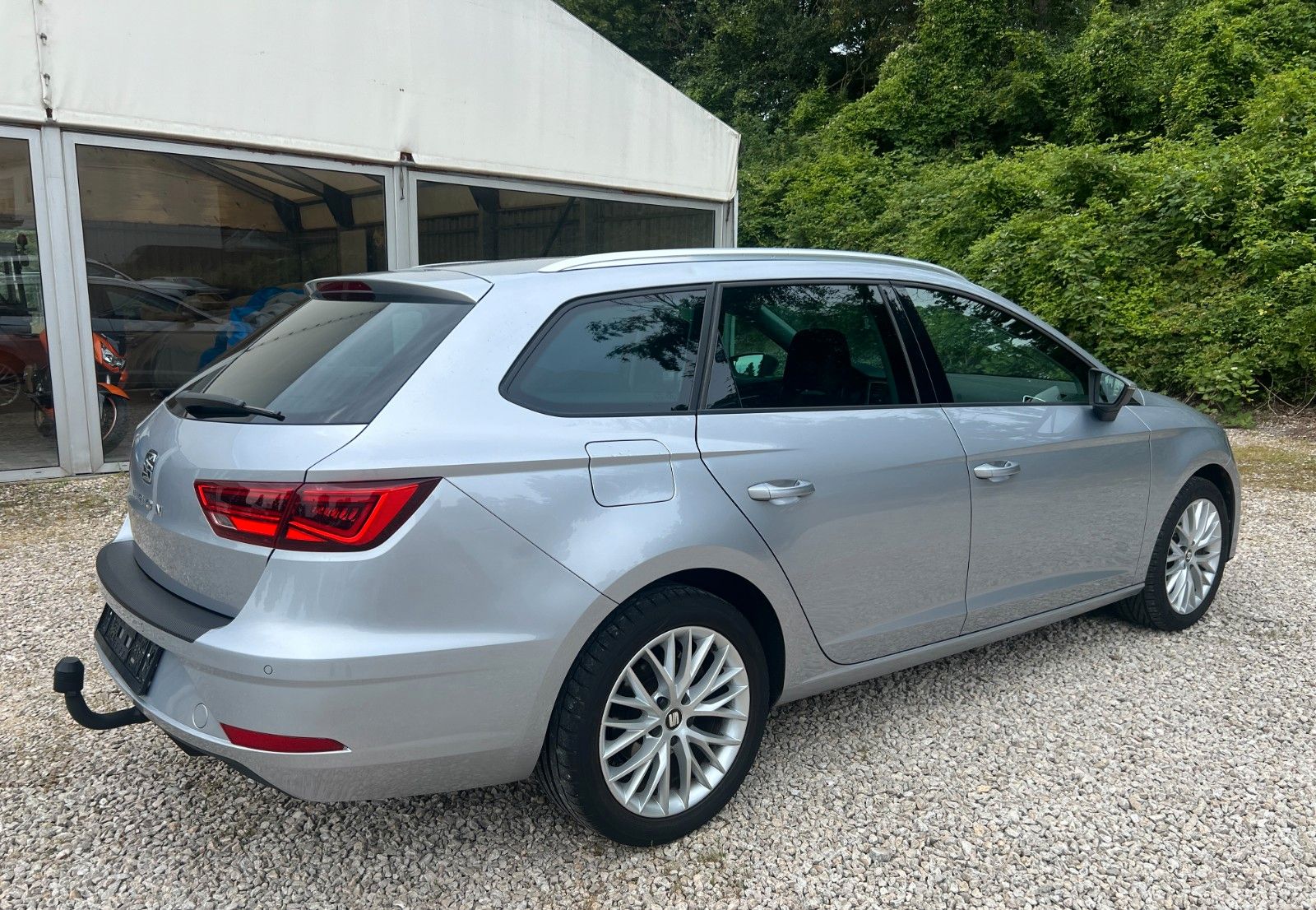 Seat Leon Xcellence - Samsaru's Car Outlet