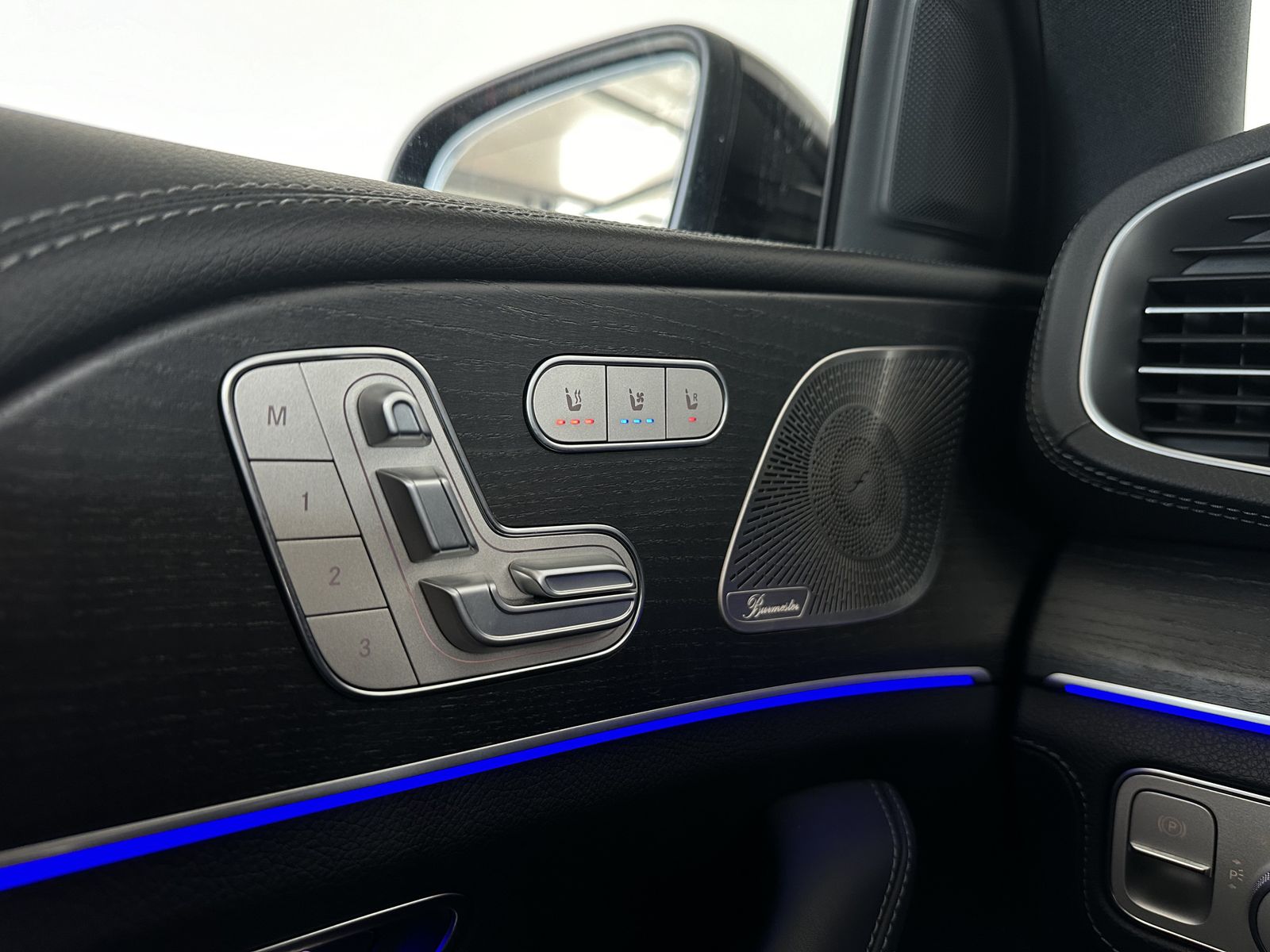 Mercedes-Benz GLE 400 d 4M |AMG |PANO |360 |AHK |LUFT |HUD |22