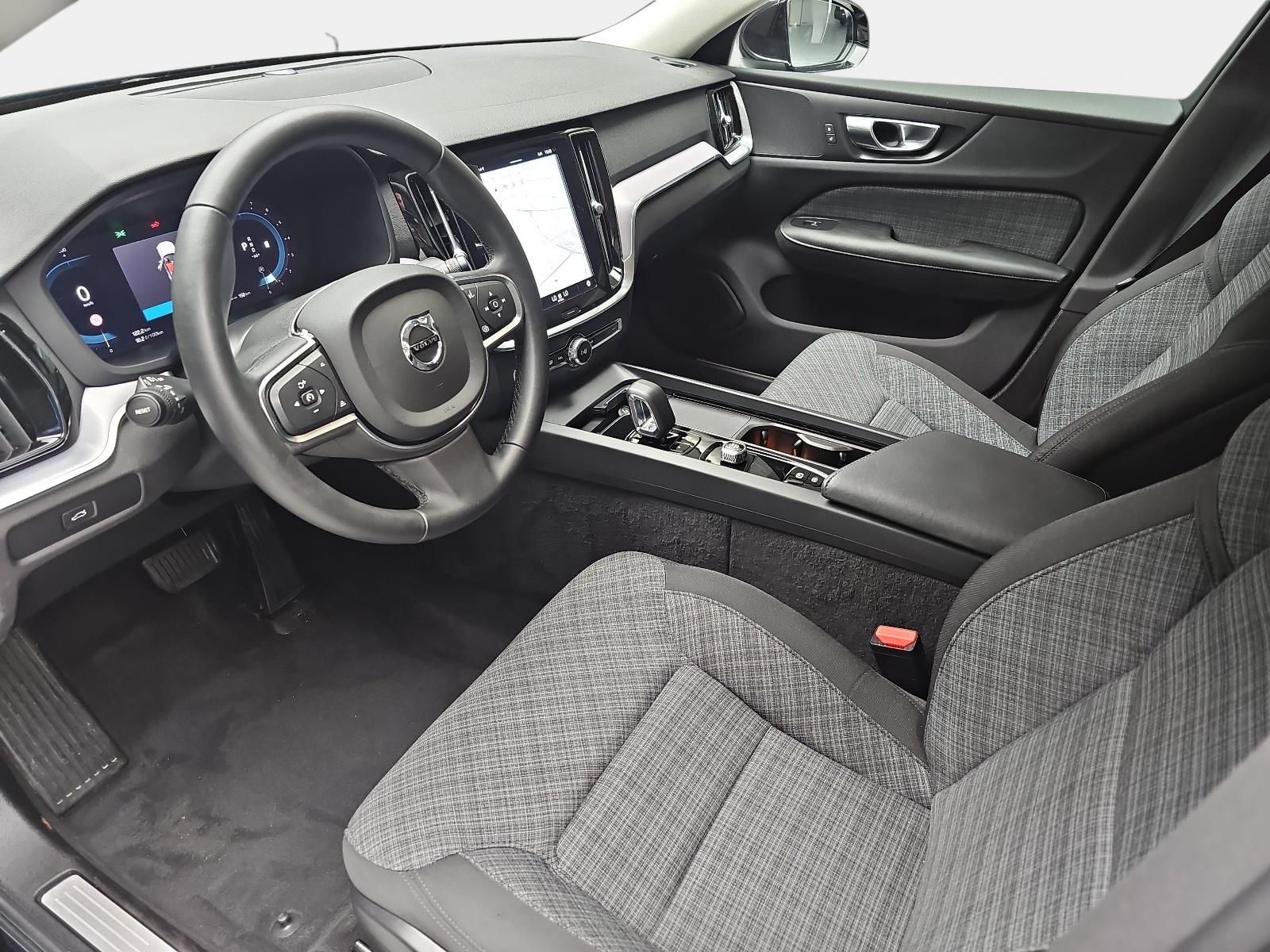 Volvo S60 B4 AUTO. CORE NAVI LED GOOGLE KAMERA LM17