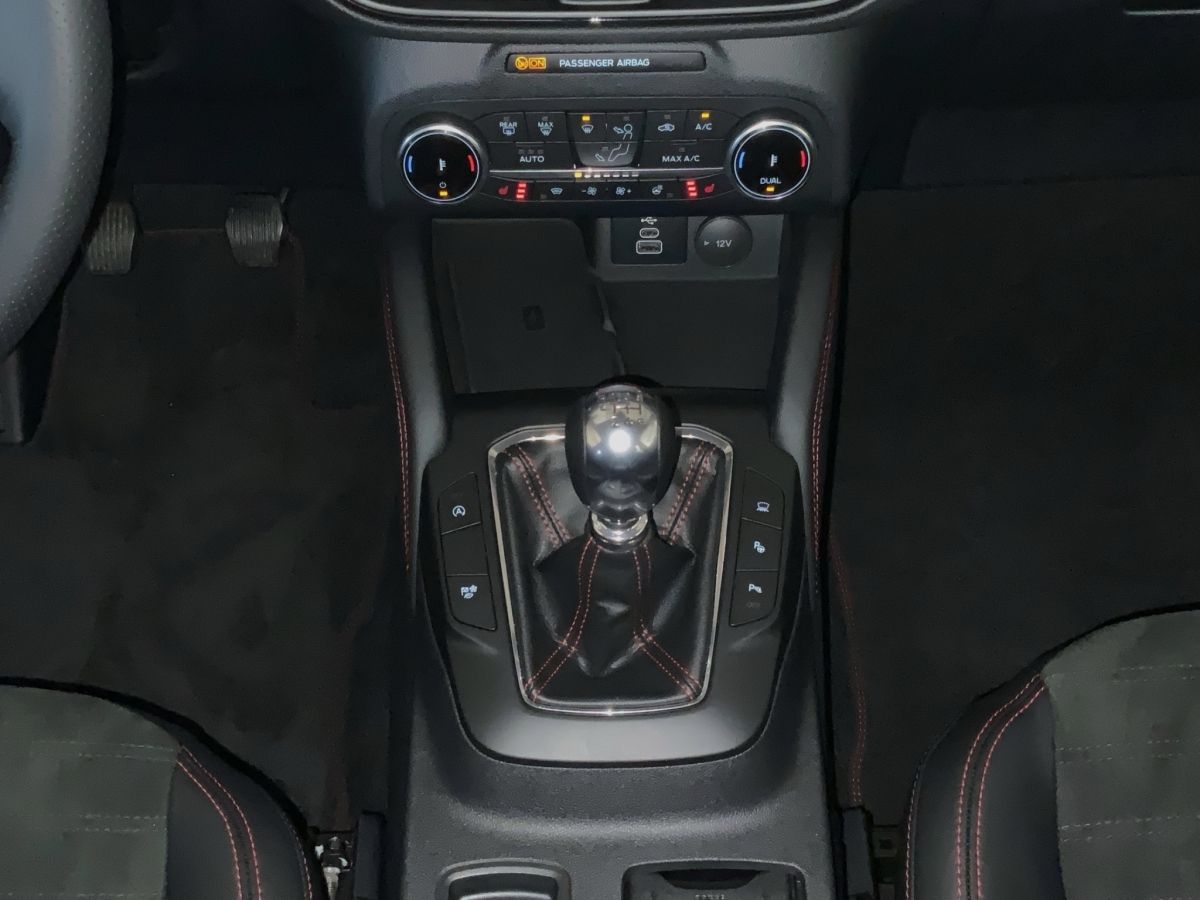 Ford Kuga ST-Line X 1.5 EcoBoost - Samsaru's Car Outlet
