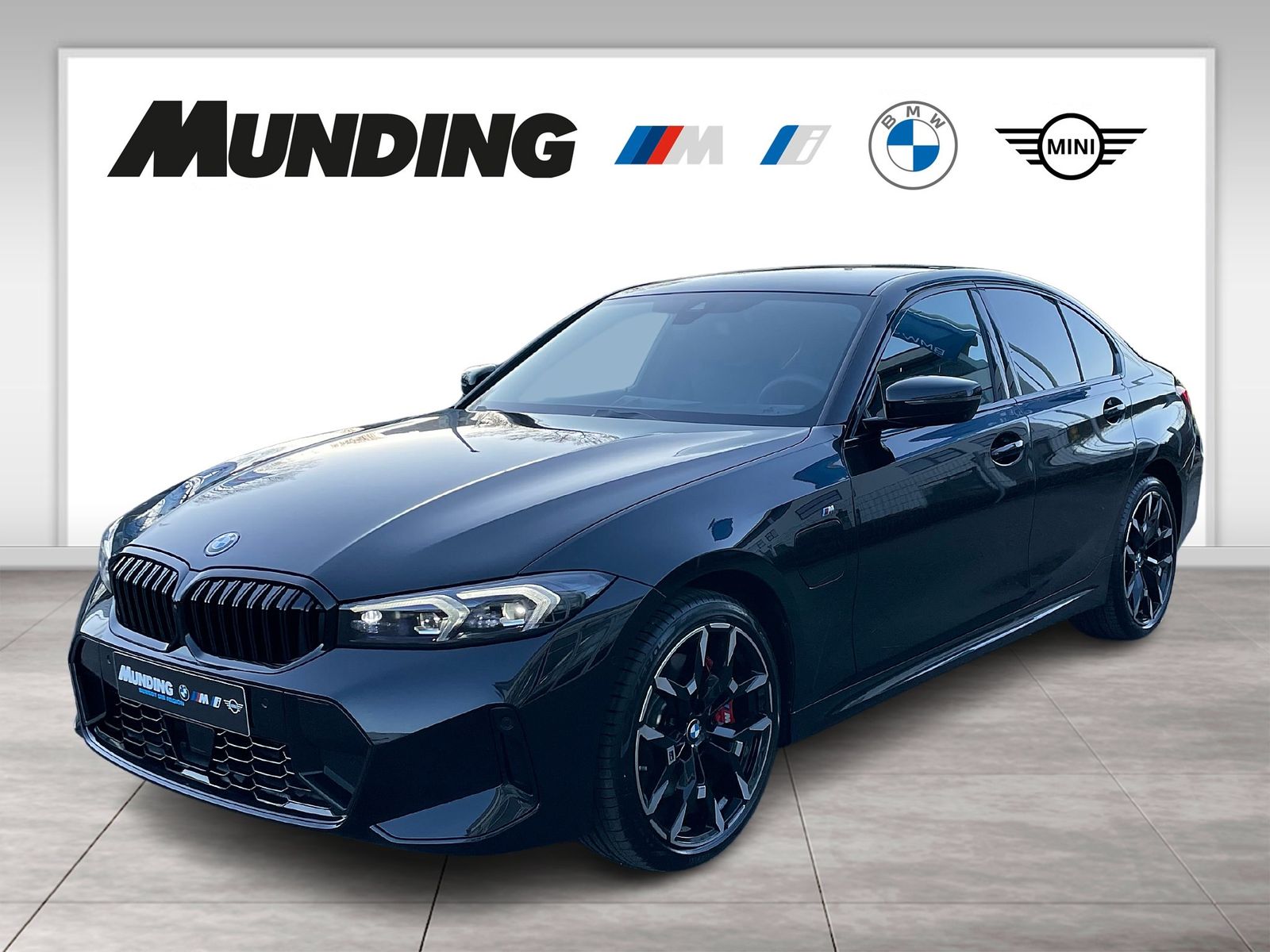 BMW 330e xDrive A M-Sportpaket Navi|PDC|MFL|AHK|SHZ