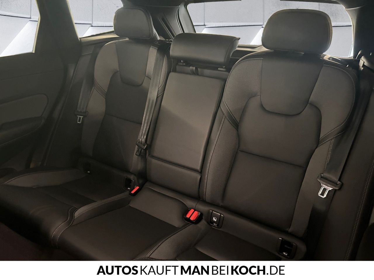 Volvo XC60 B5 AWD PlusDark ACC BLIS AHK VLED 4xSHz H&K