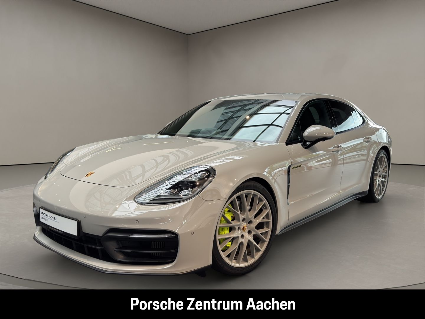 Porsche Panamera 4 E-Hybrid Surround-View Luftfederung