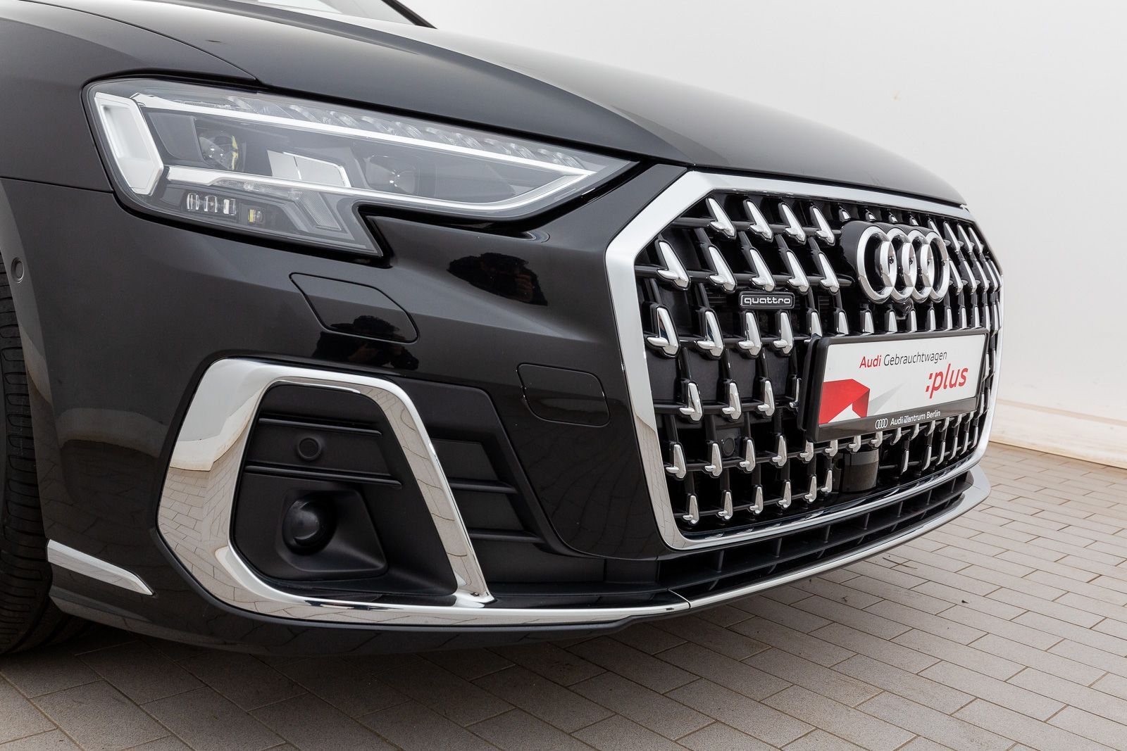Audi A8 50 TDI quattro tiptr. - Samsaru's Car Outlet