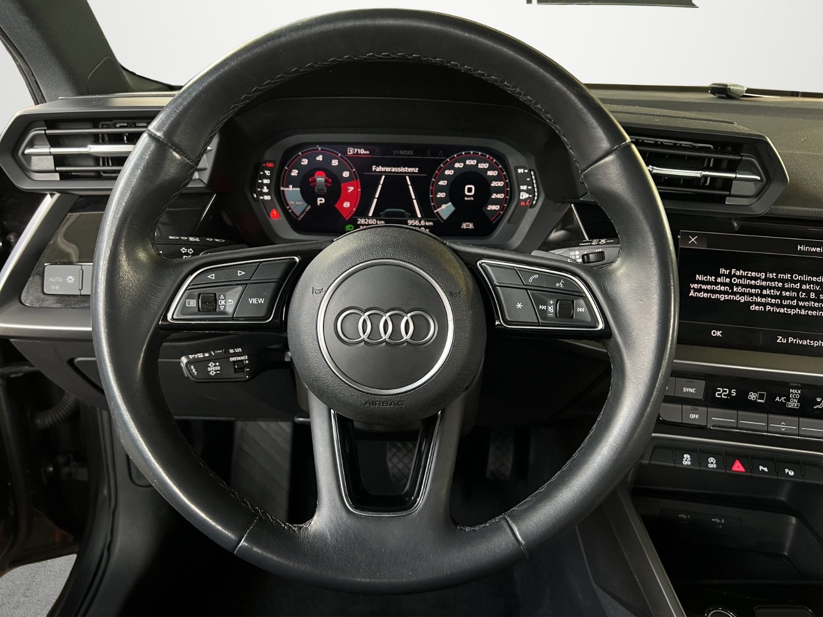 Audi A3 Sportback 30 TFSI advanced - Samsaru's Car Outlet