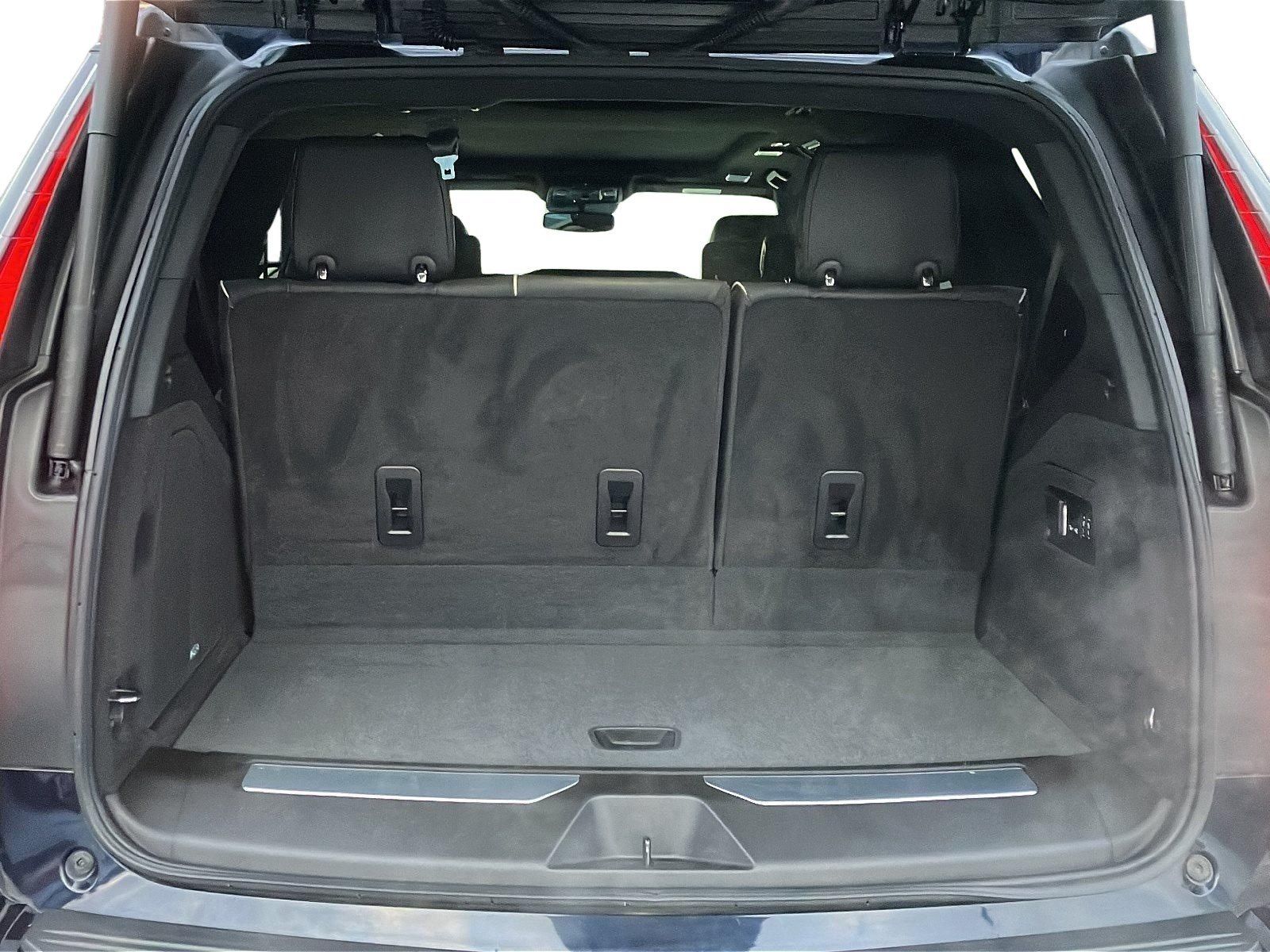 Cadillac Escalade Sport Platinum AWD *Voll*