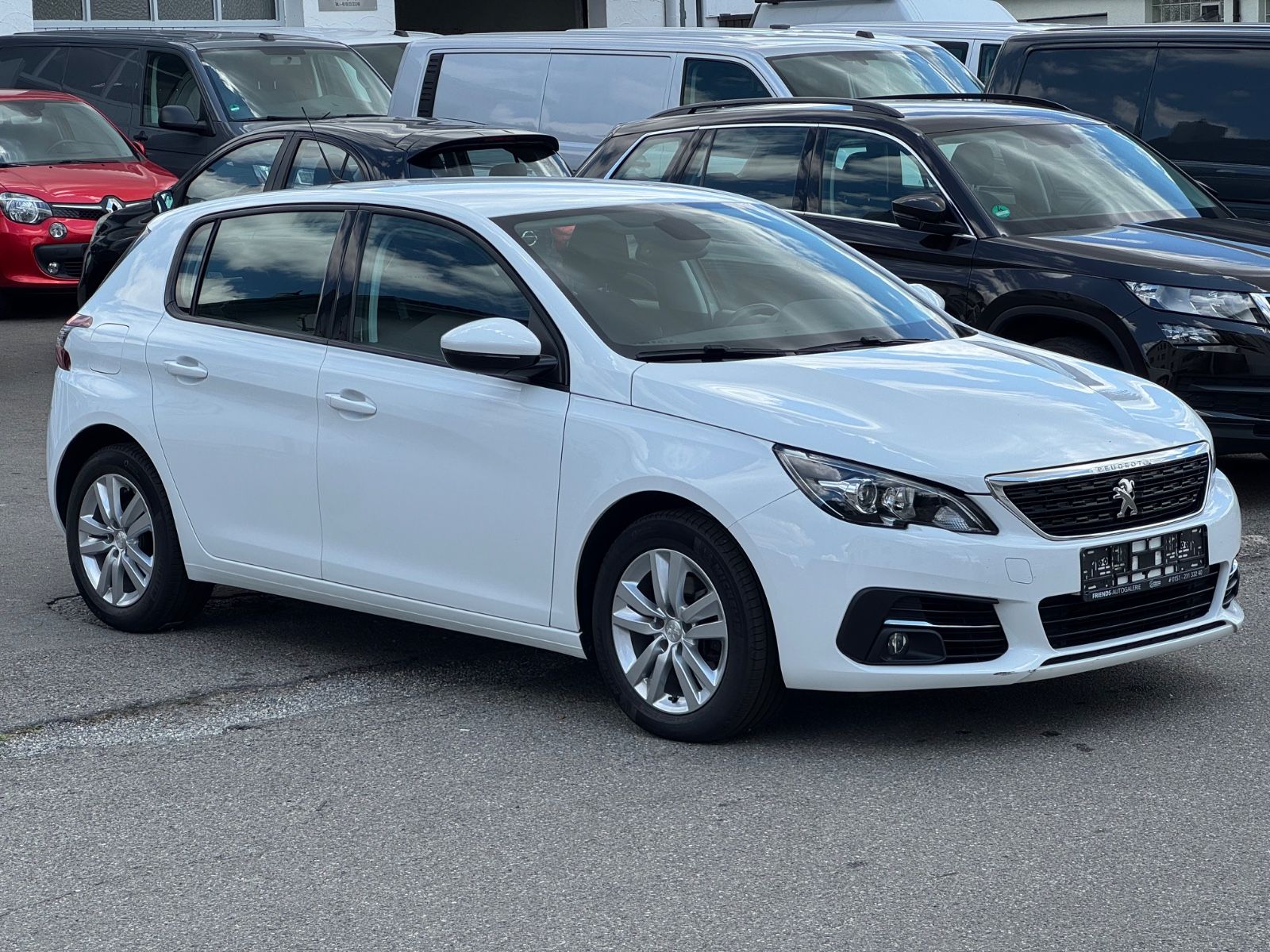 Peugeot 308 Active Pack - Samsaru's Car Outlet