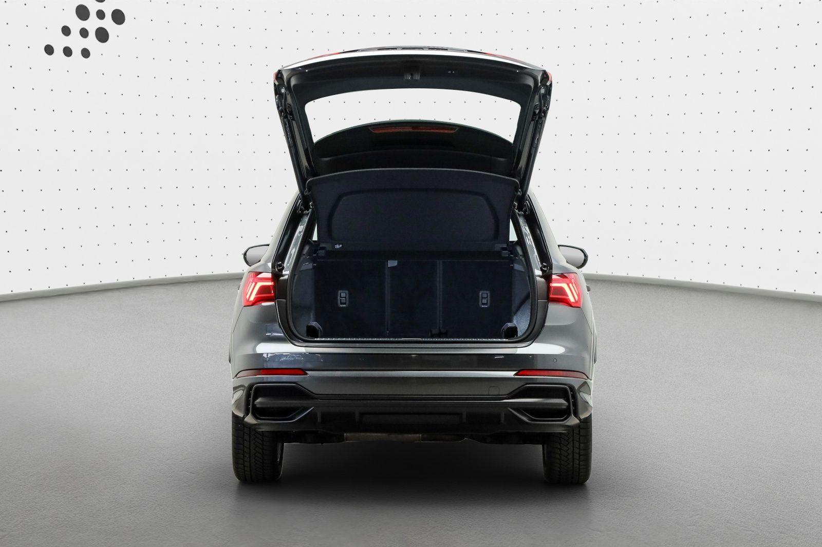 Audi Q3 S line 40 TDI quattro - Samsaru's Car Outlet