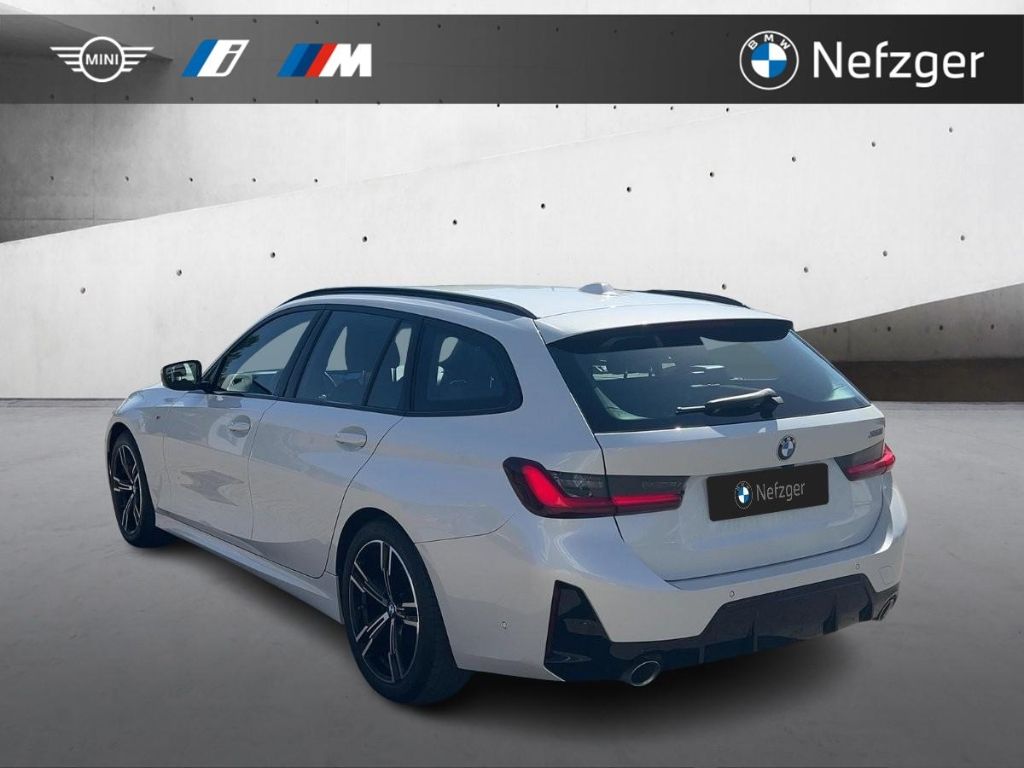 BMW 318 i Touring M Sport Driving Assistant 360°