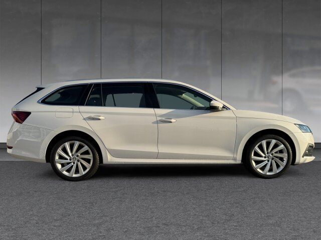 Skoda OCTAVIA COMBI TSI DSG iV STYLE - Samsaru's Car Outlet