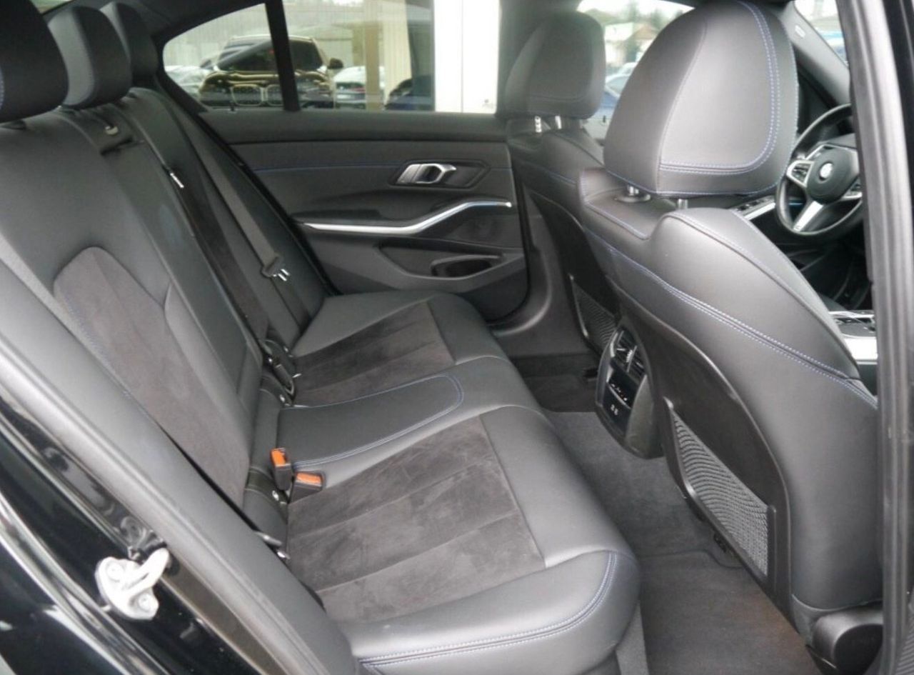 BMW 320d xDrive Msport - Samsaru's Car Outlet