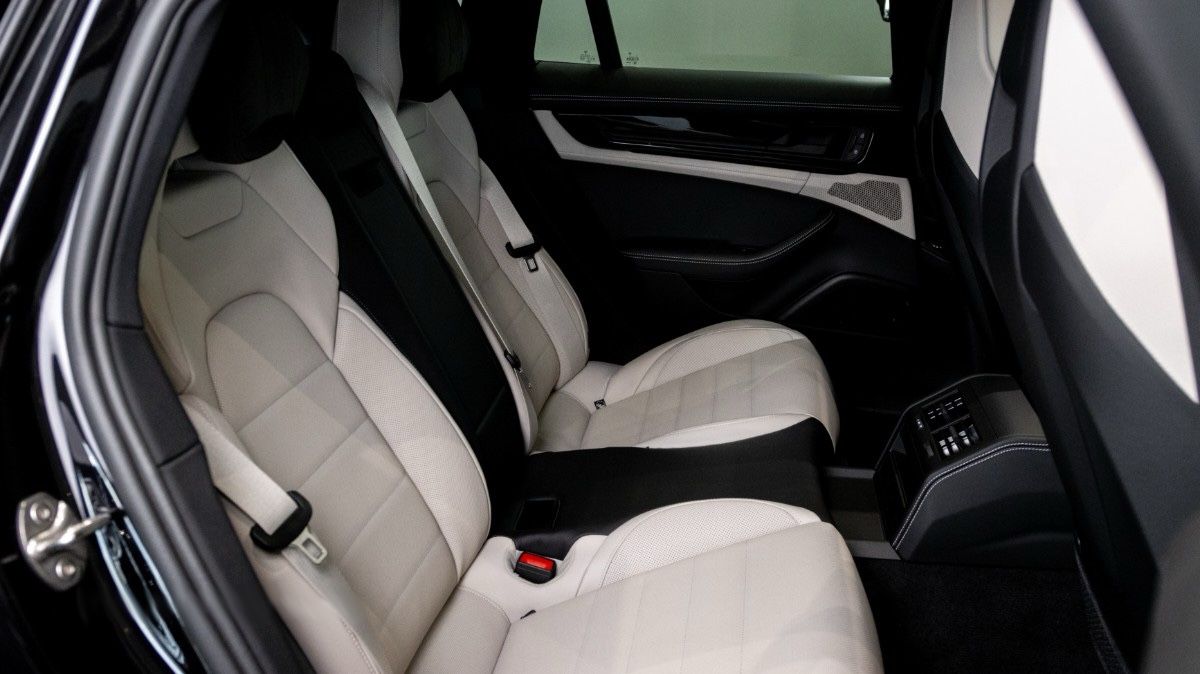 Porsche Panamera 4S E-Hybrid*MY26*SpDes*SpAb*HuD*ACC*18W