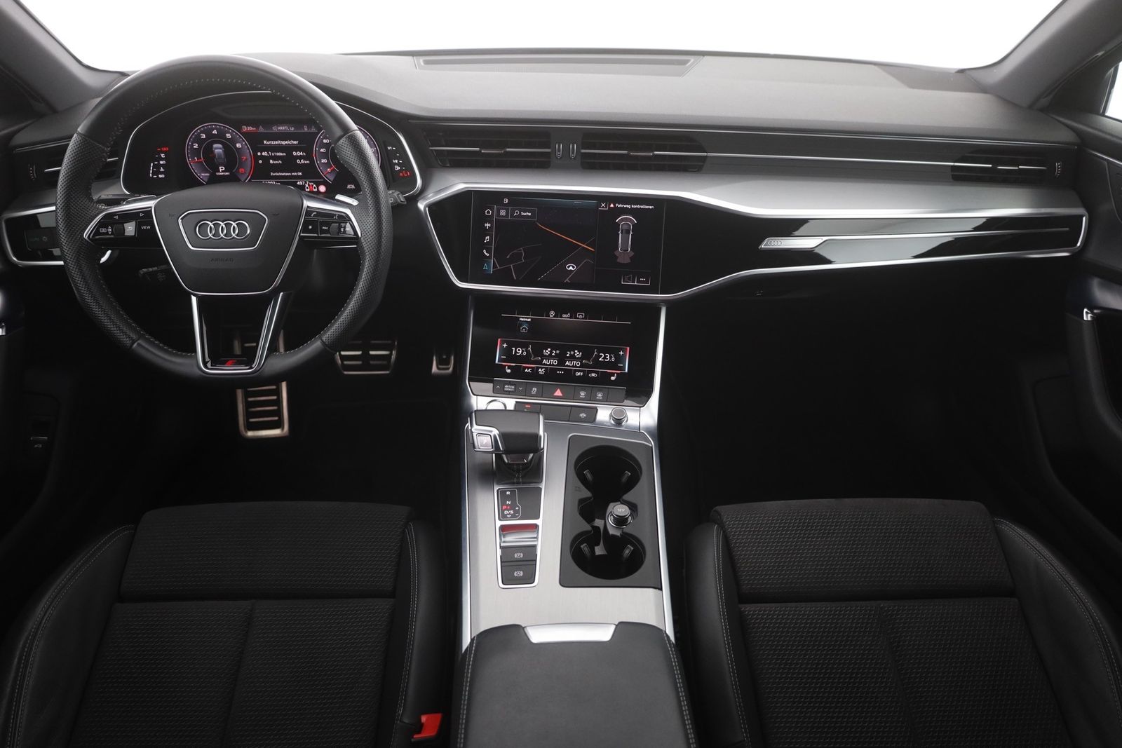 Audi A6 Avant 45 TFSI S-line - Samsaru's Car Outlet