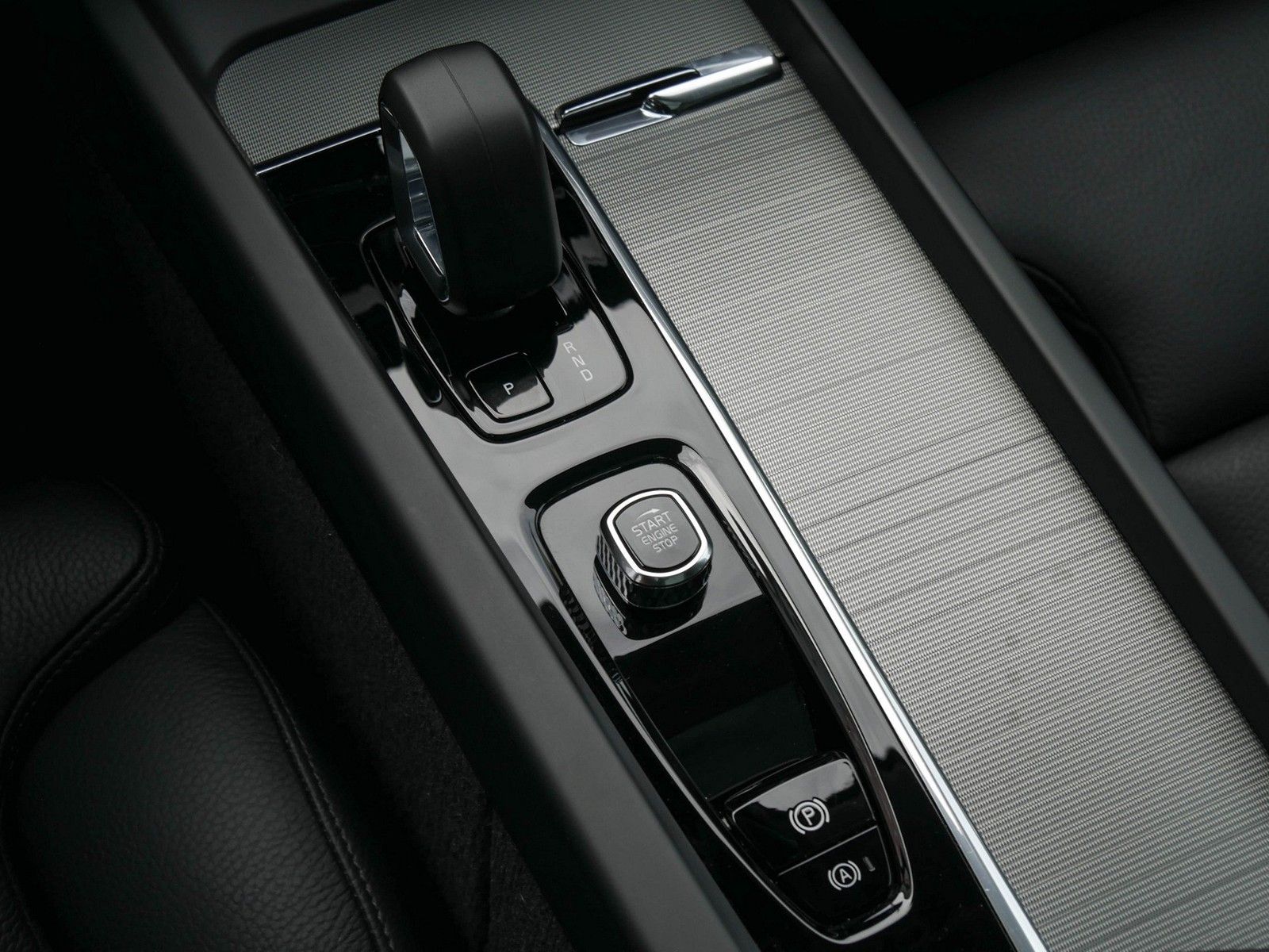 Volvo XC60 T6 Plus Dark Pano/360/Memory