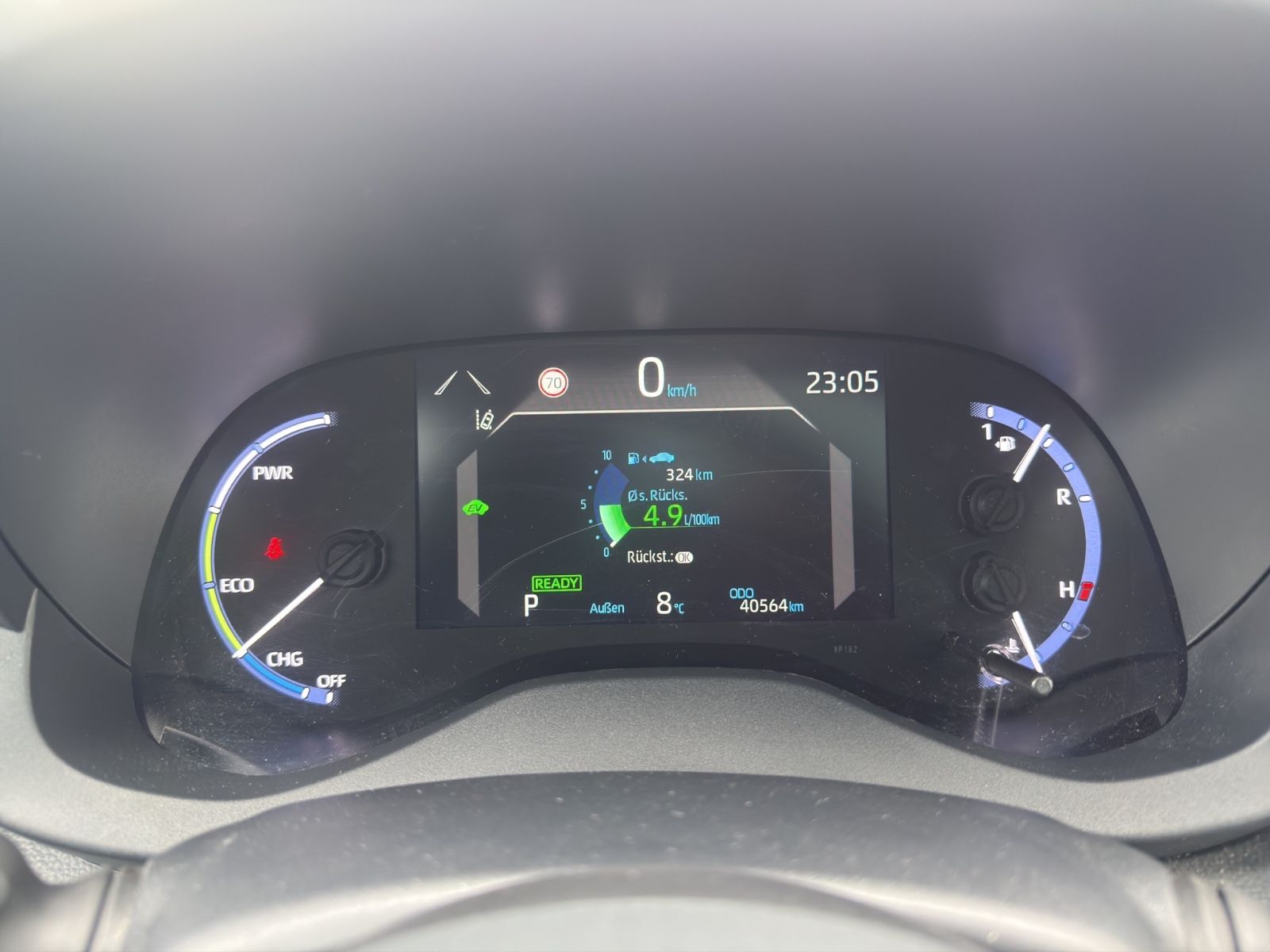 Toyota Yaris Cross Hybrid Adventure*Pano*Hud*AHK*Matrix