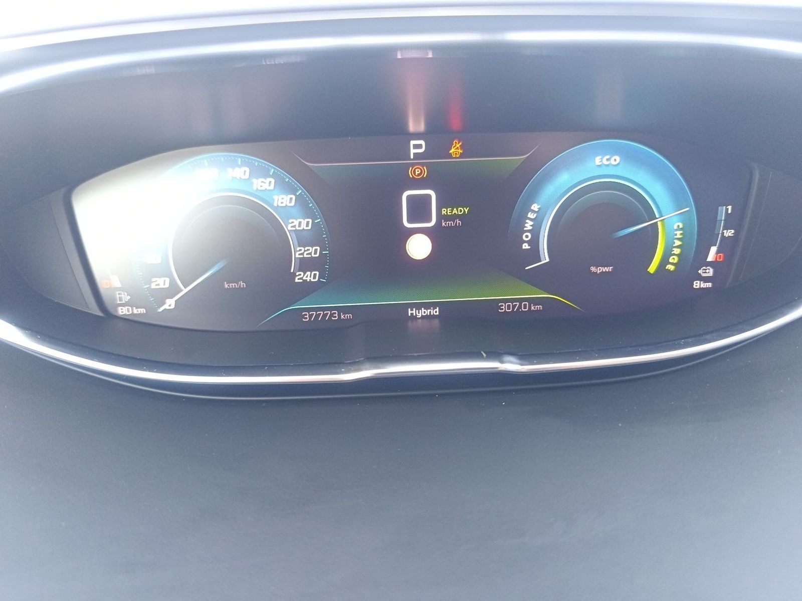 Peugeot 3008 Hybrid 225 (Plug-In) e-EAT8 Allure Navi